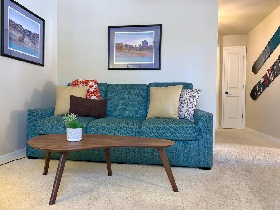 Two-Bedroom House - Photo 36