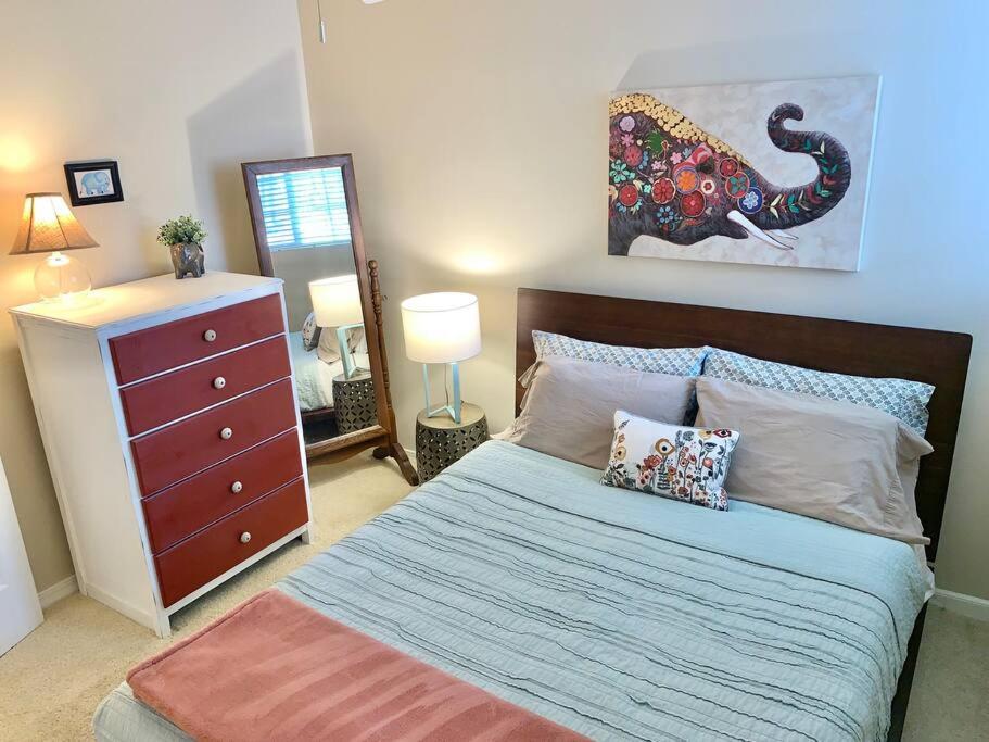 Two-Bedroom House - Photo 40