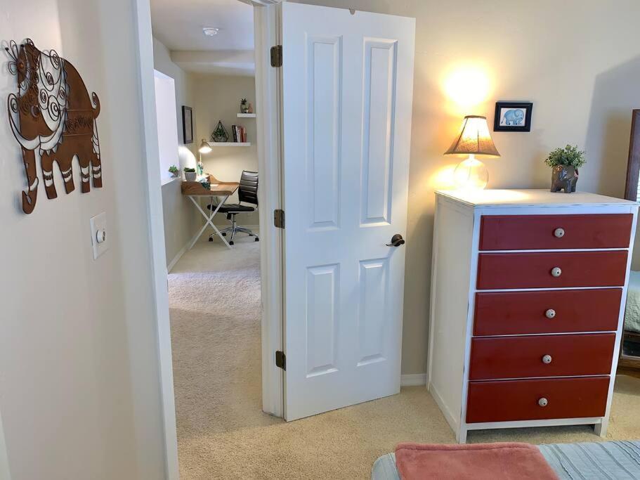 Two-Bedroom House - Photo 46