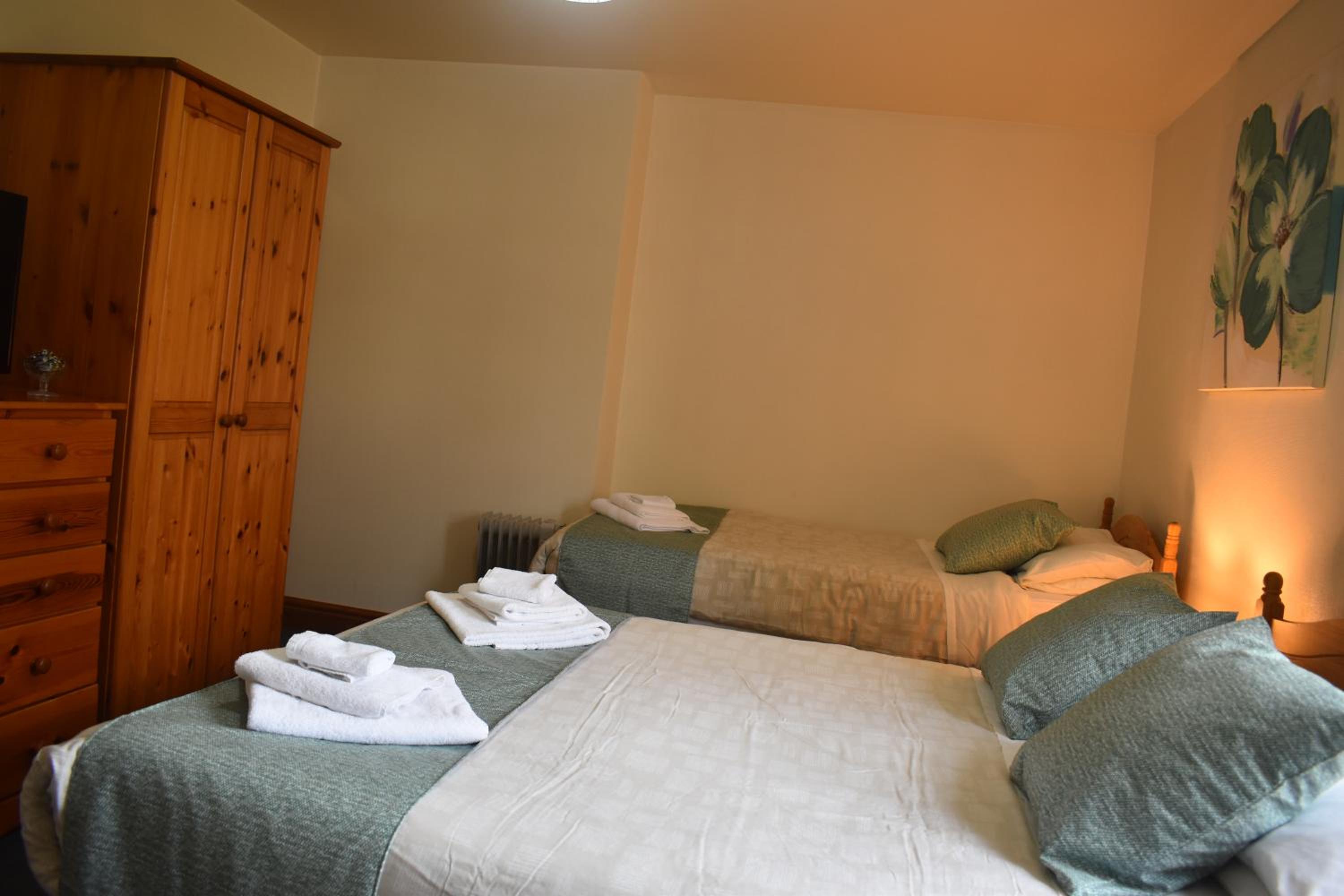 Double Room with Extra Bed photo 1