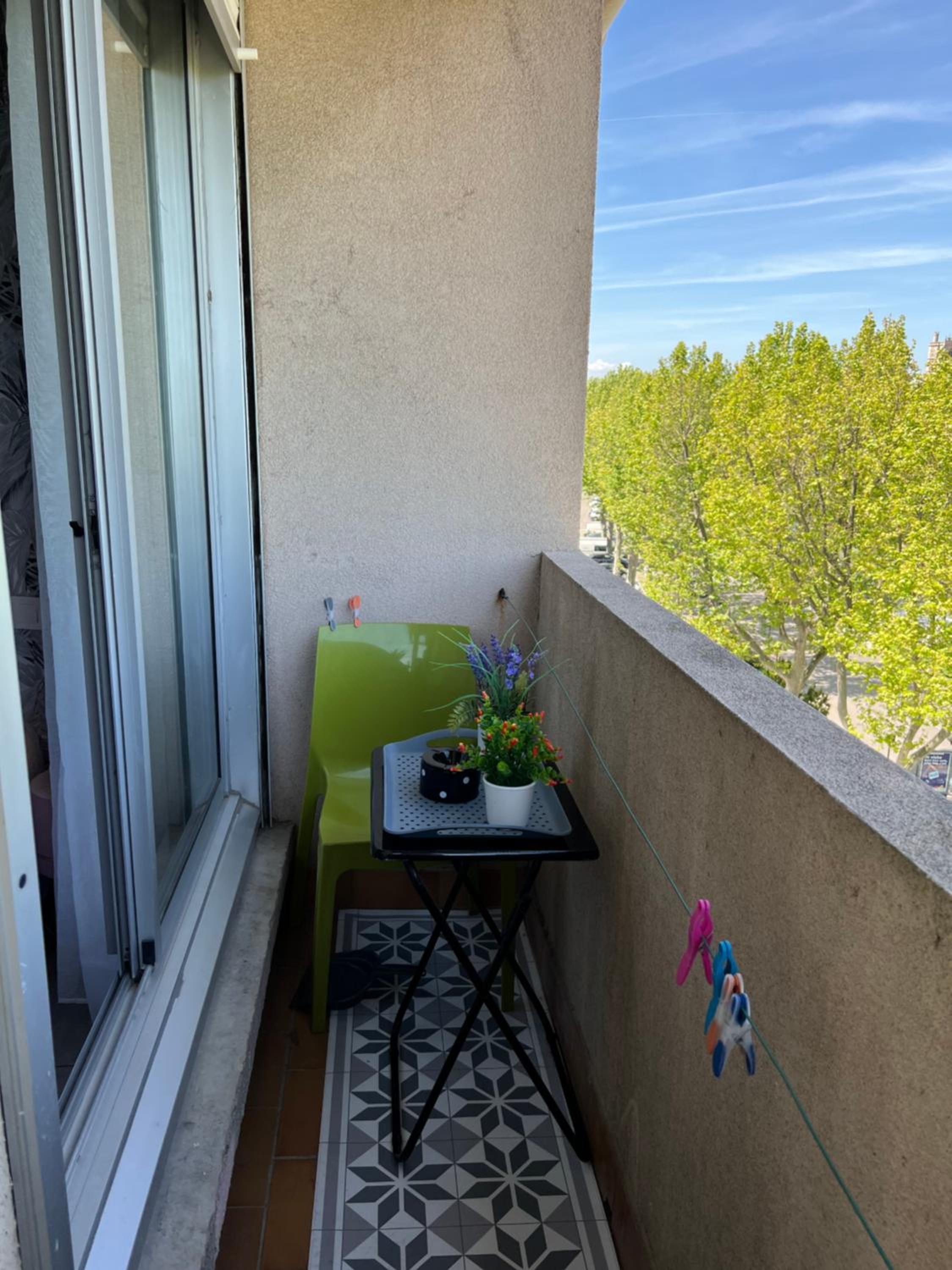 Studio with Balcony - Photo 22