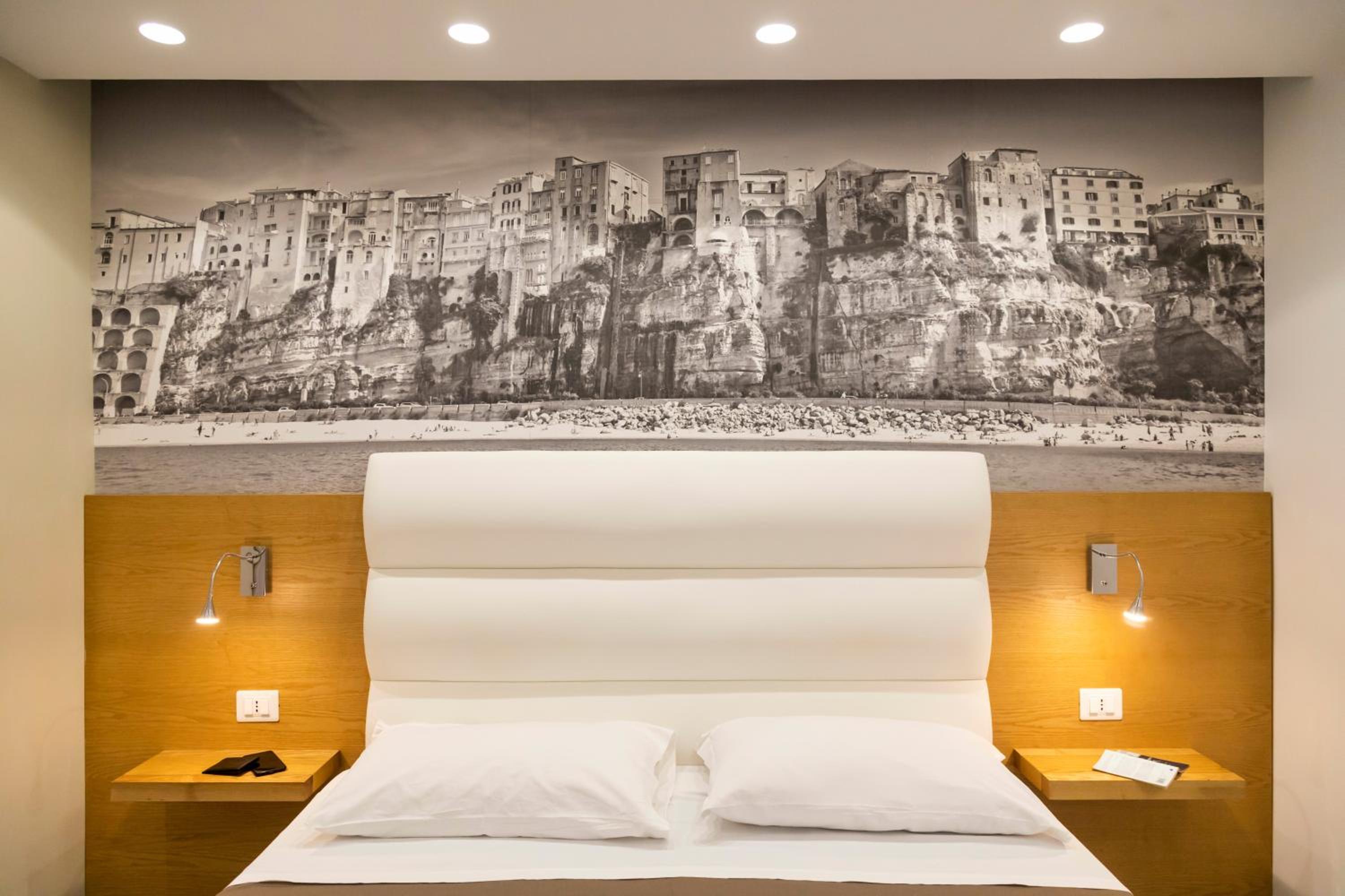 Quadruple Room - Photo 22