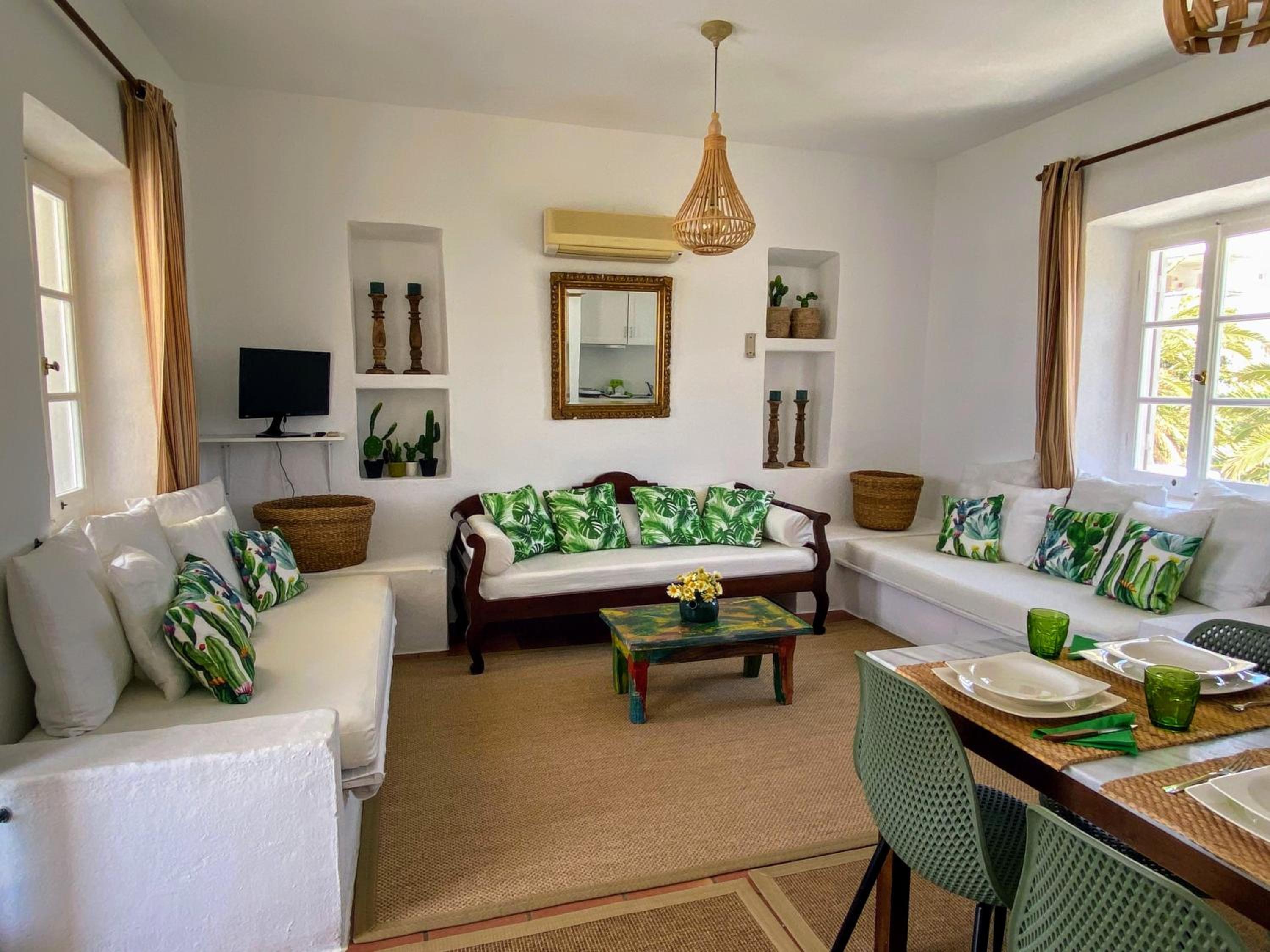 Apartment with Sea View photo 2