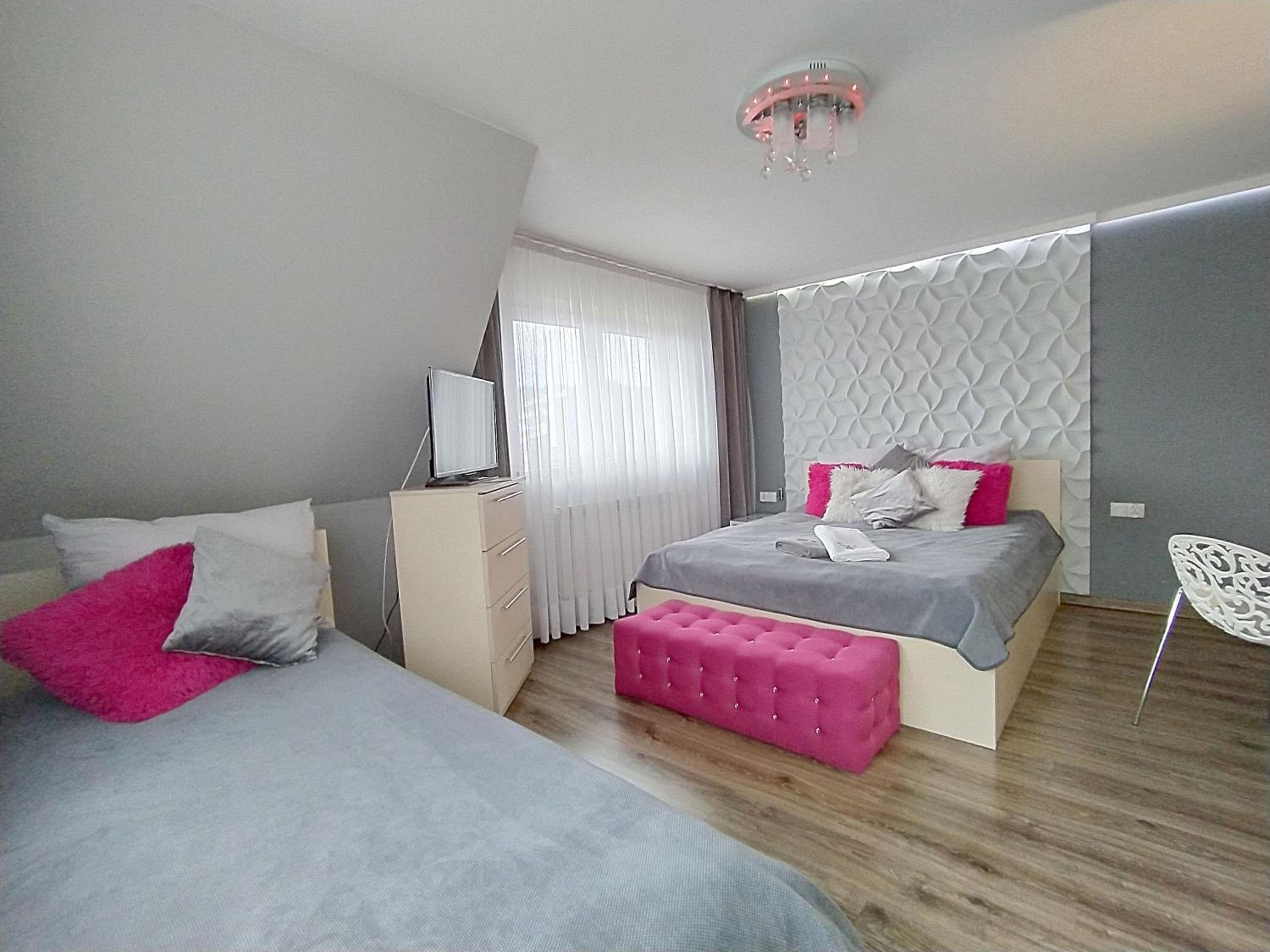 Villa - Photo 3