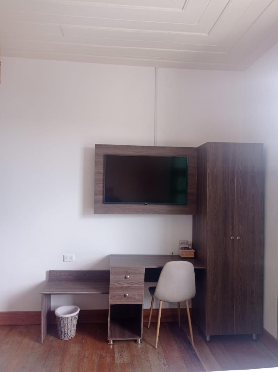 Triple Room photo 2
