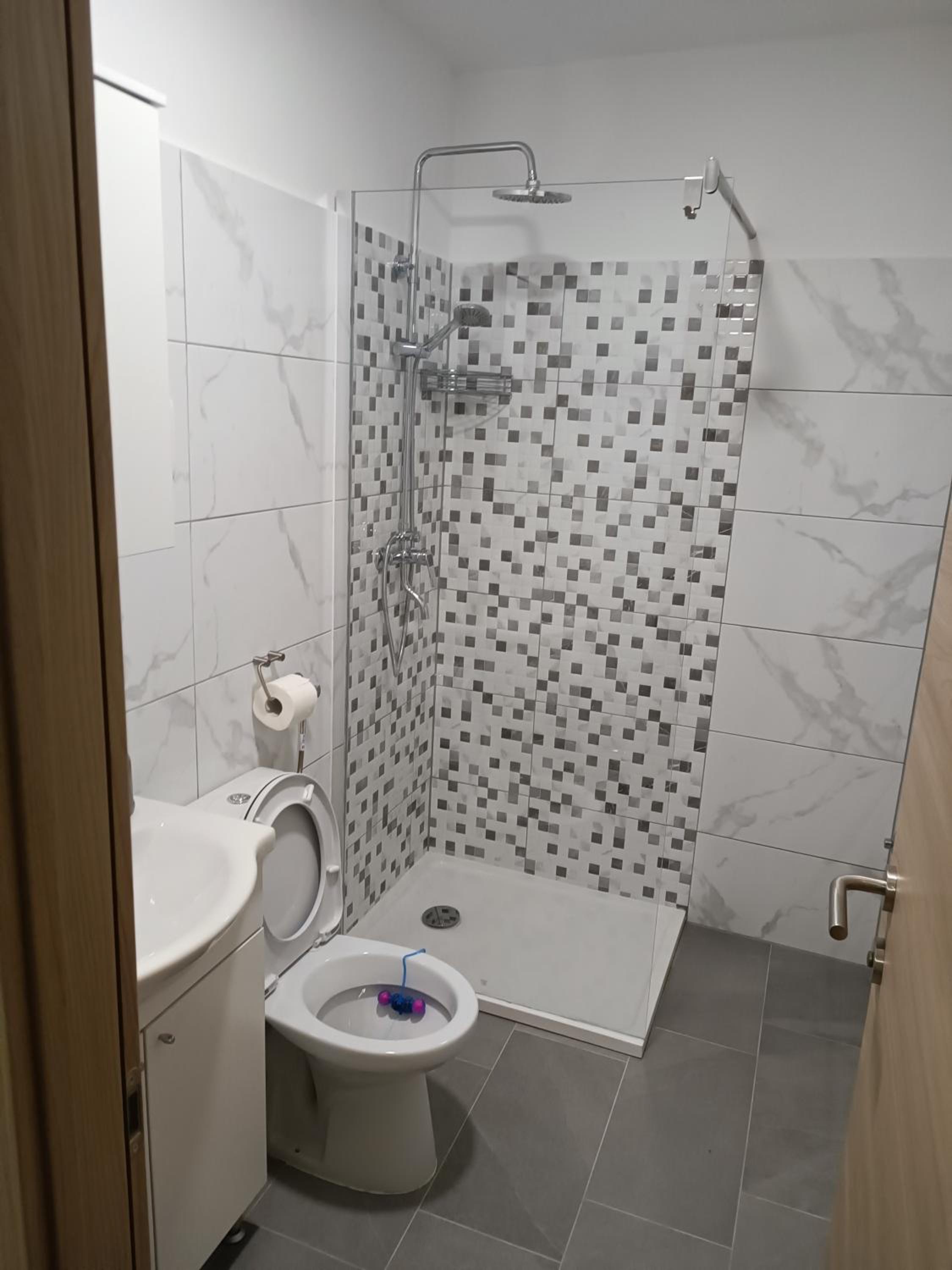 Double or Twin Room with Terrace - Photo 6