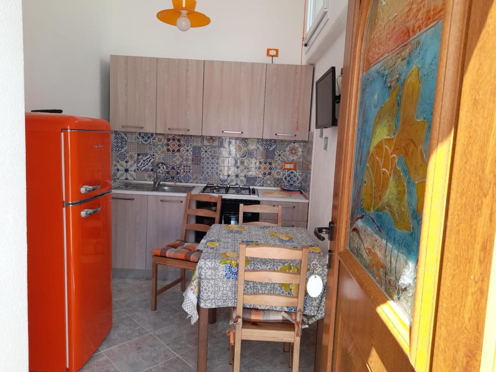 Apartment with Sea View - Photo 7