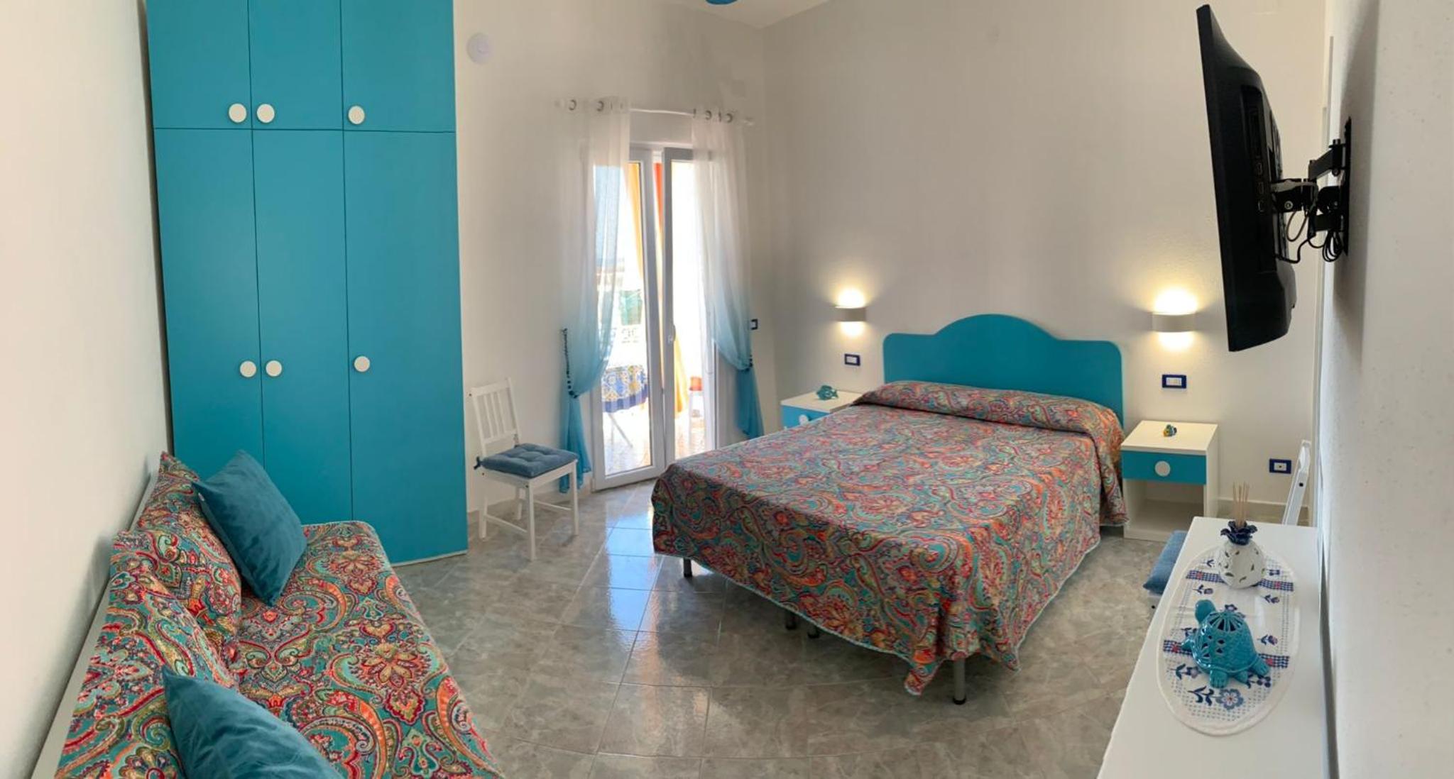Apartment with Sea View - Photo 11