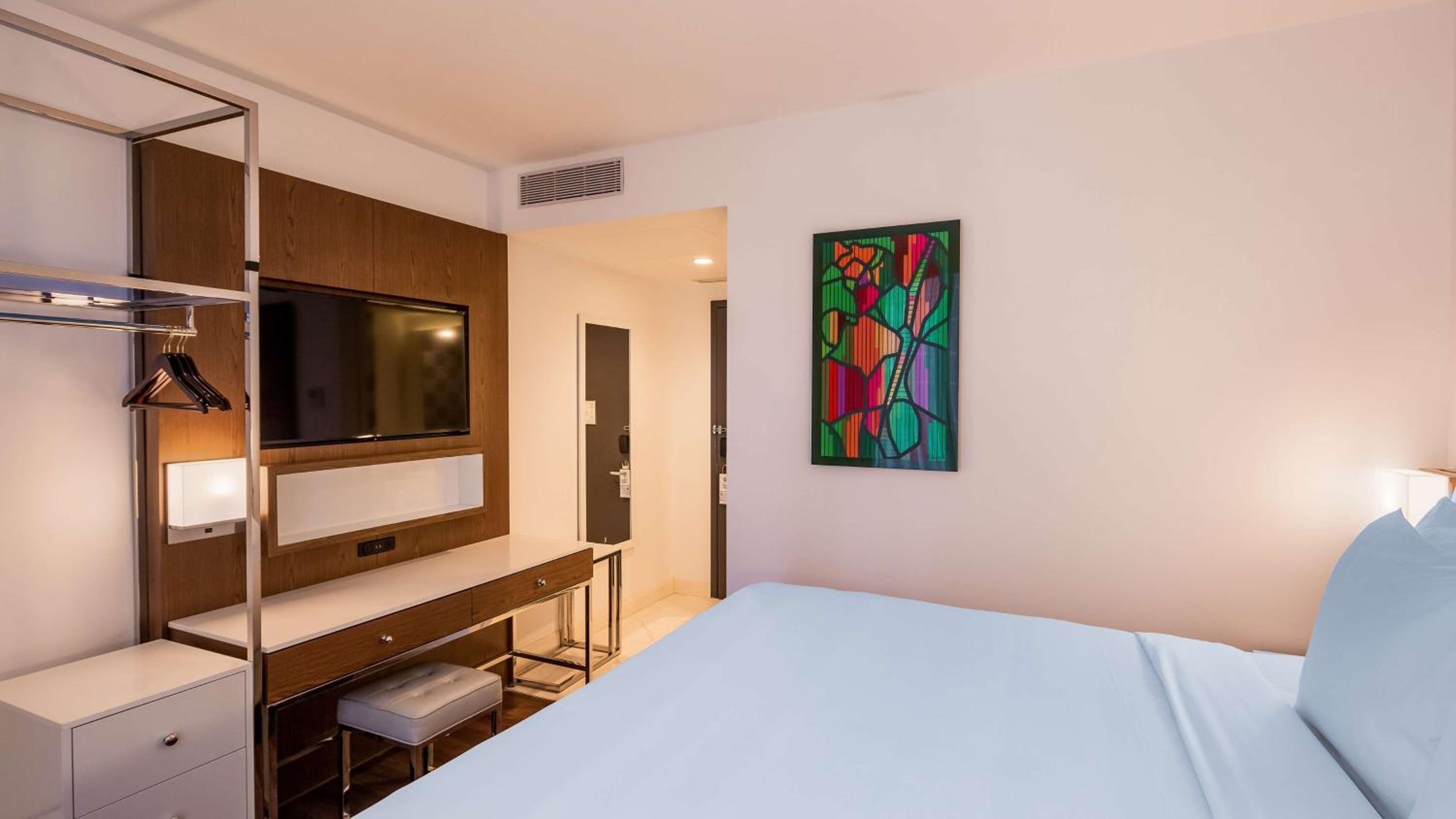 Queen Room