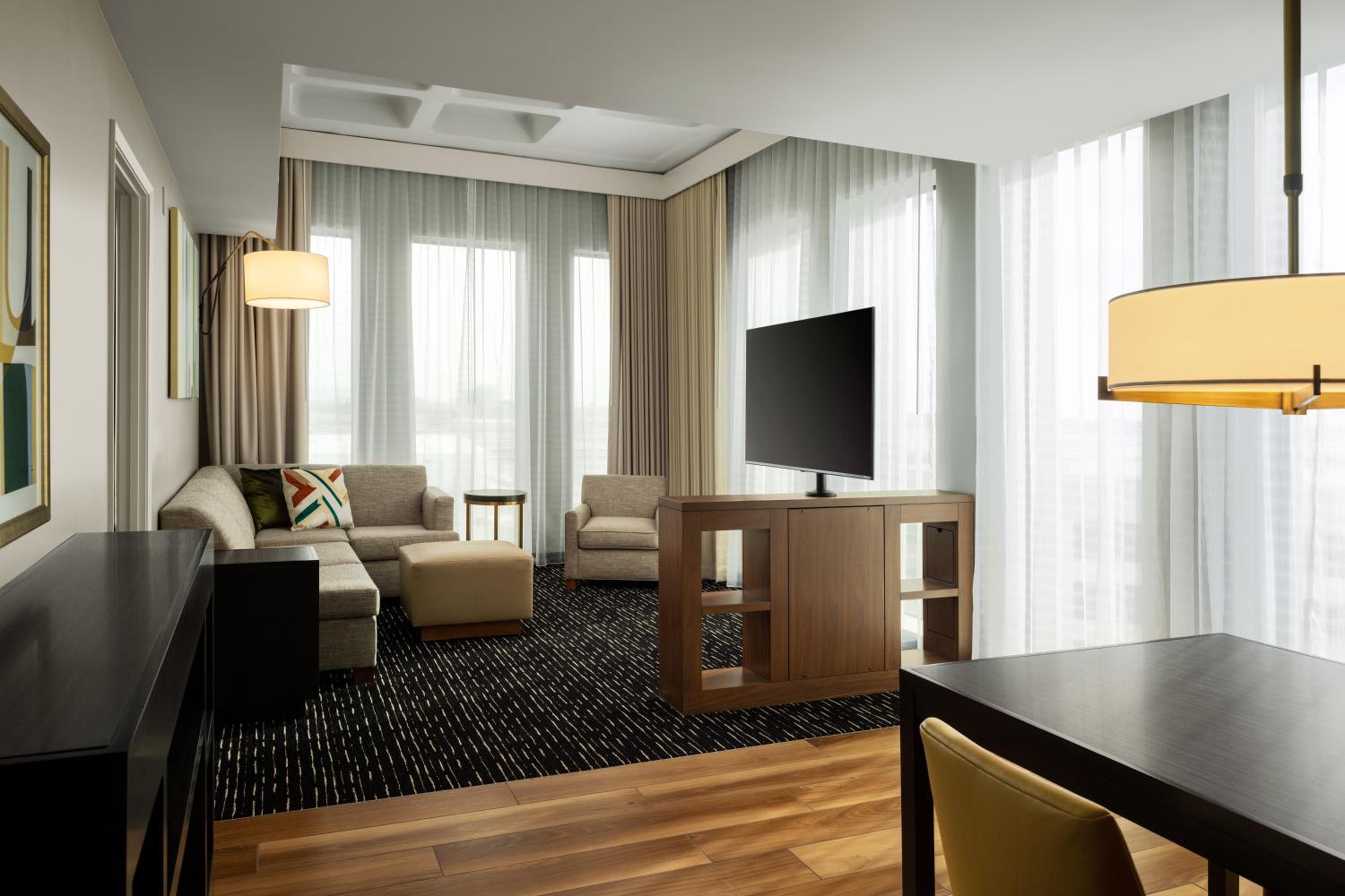 One Bedroom King Bed (Plus Sofa Bed)