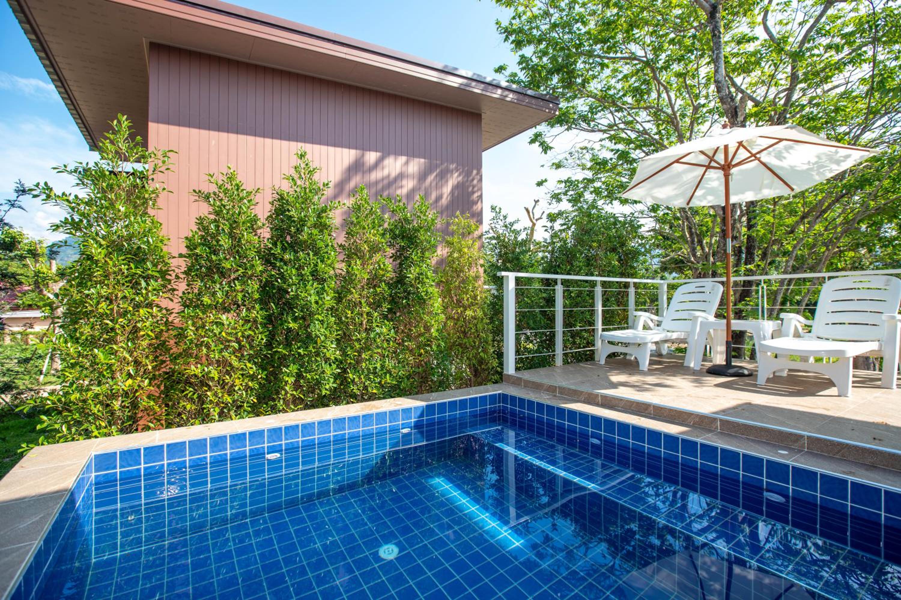 Villa with Private Pool - Photo 4