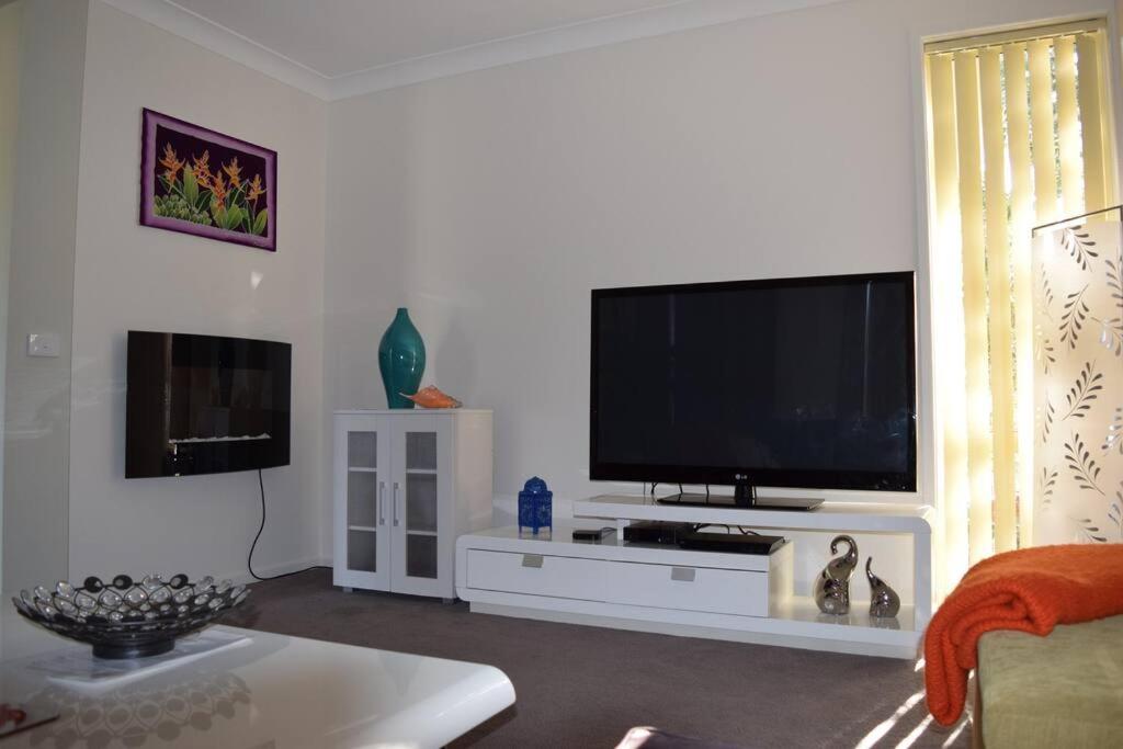 Four-Bedroom House photo 1