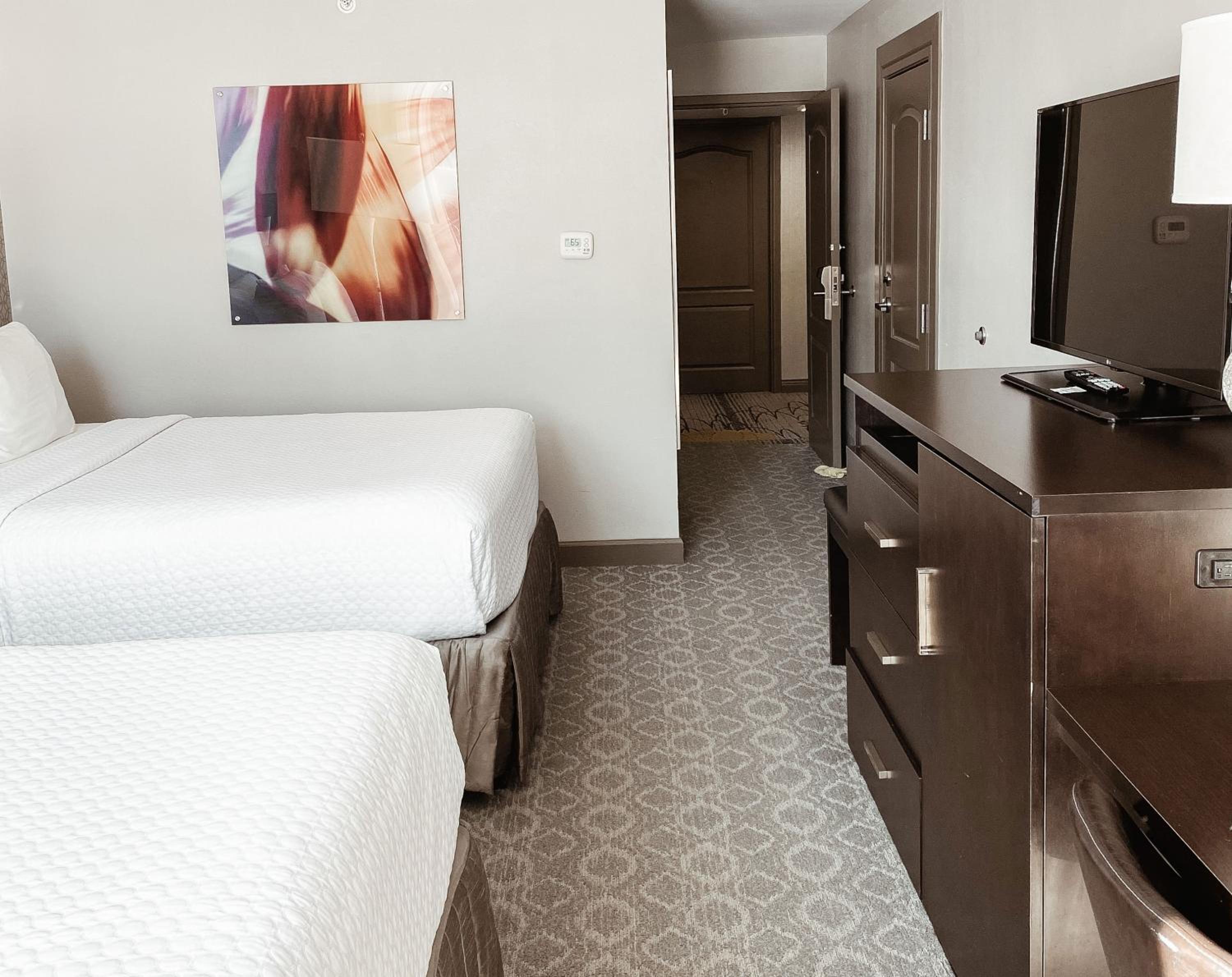 Standard Queen Room with Two Queen Beds - Photo 1