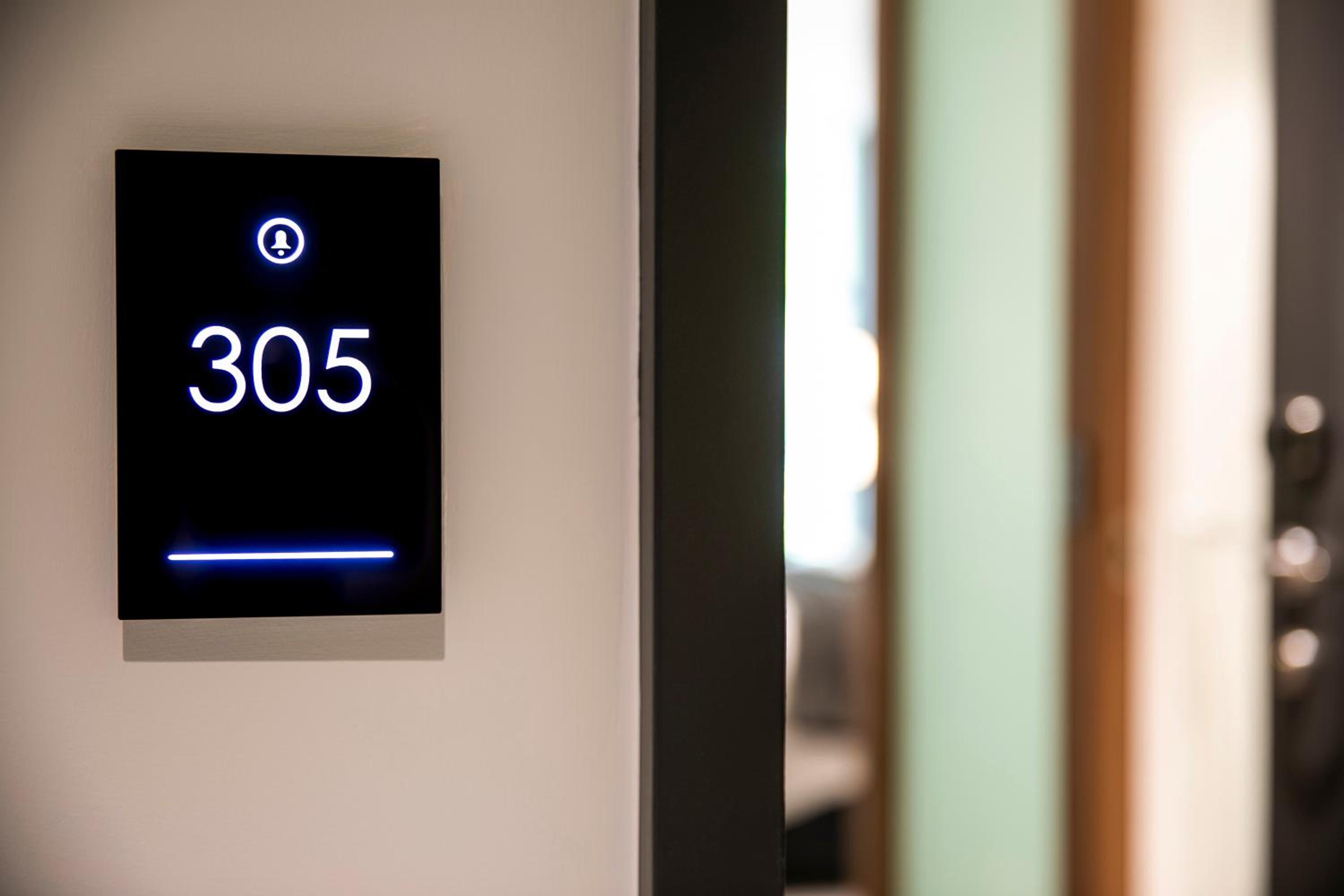 Standard King Room - Disability Access