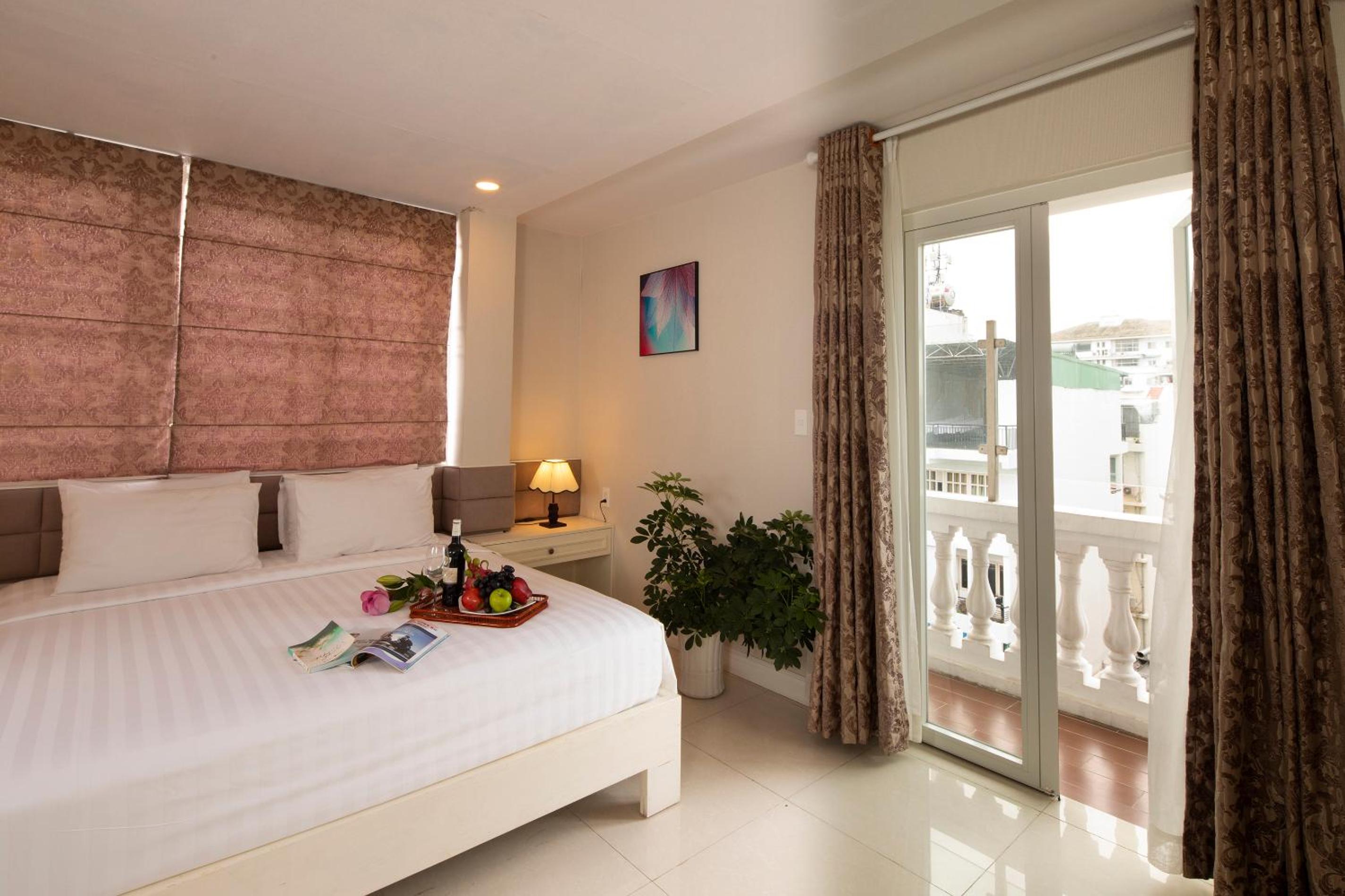 Deluxe Double Room With Balcony