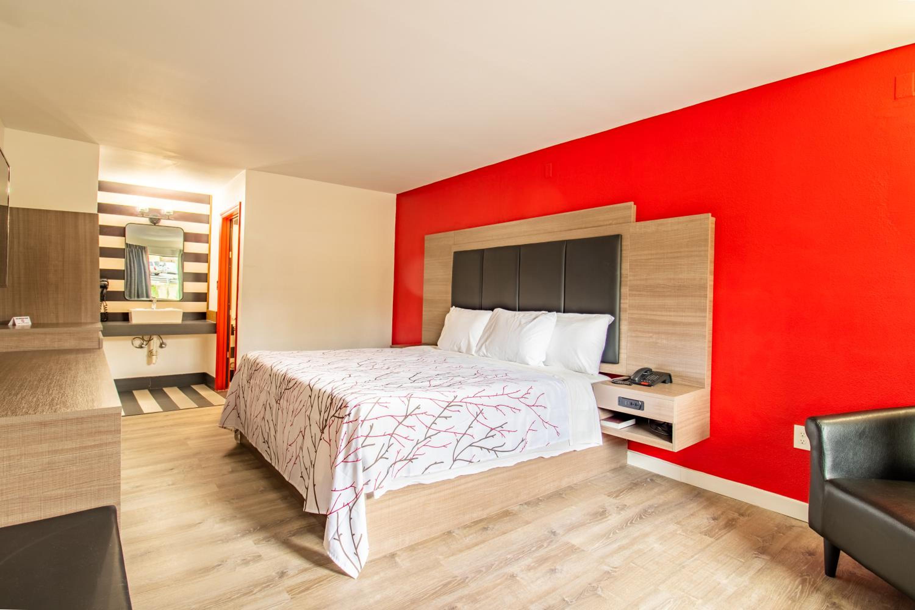 King Room - Ground Floor