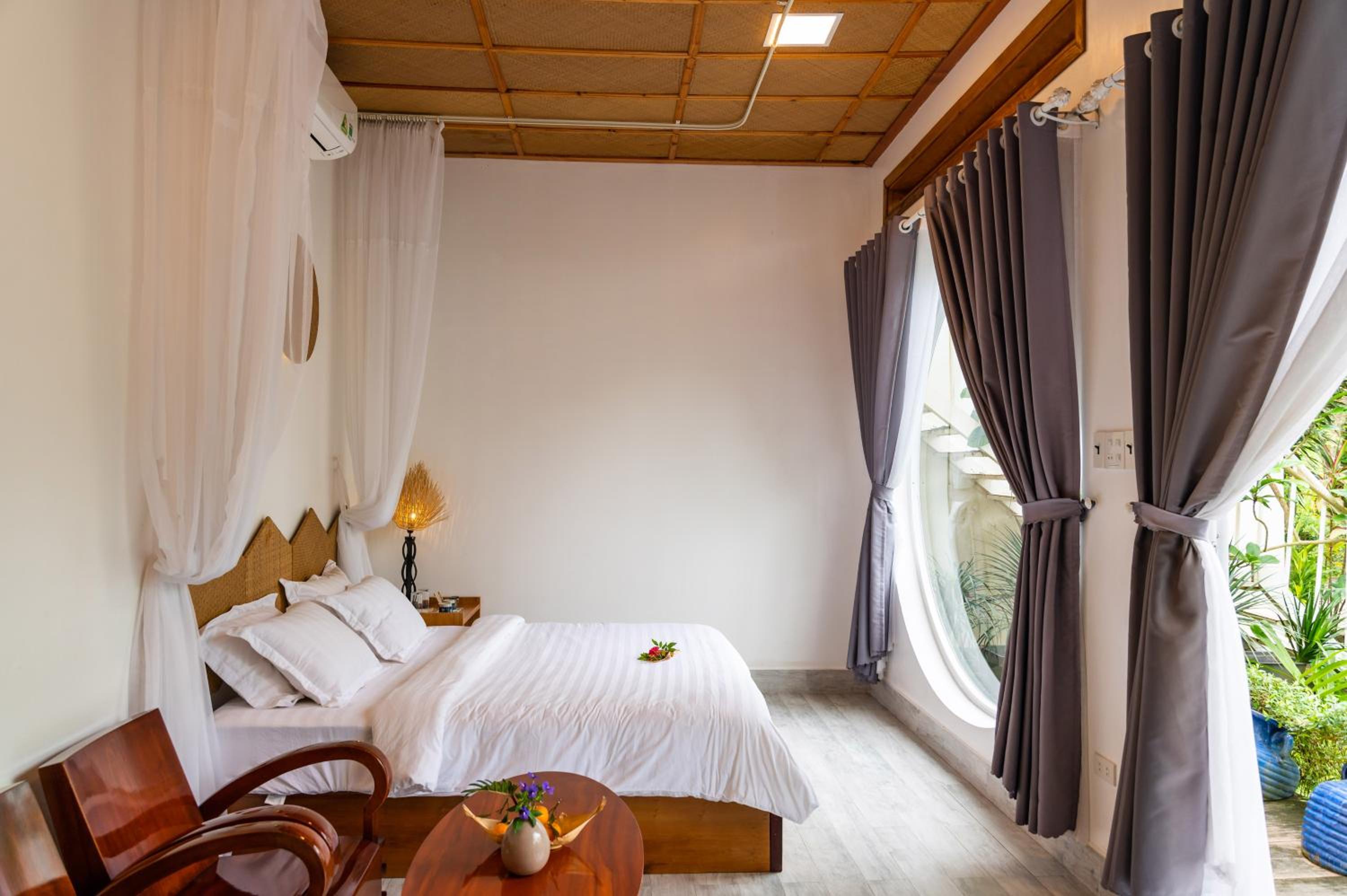 Queen Room with Garden View photo 2