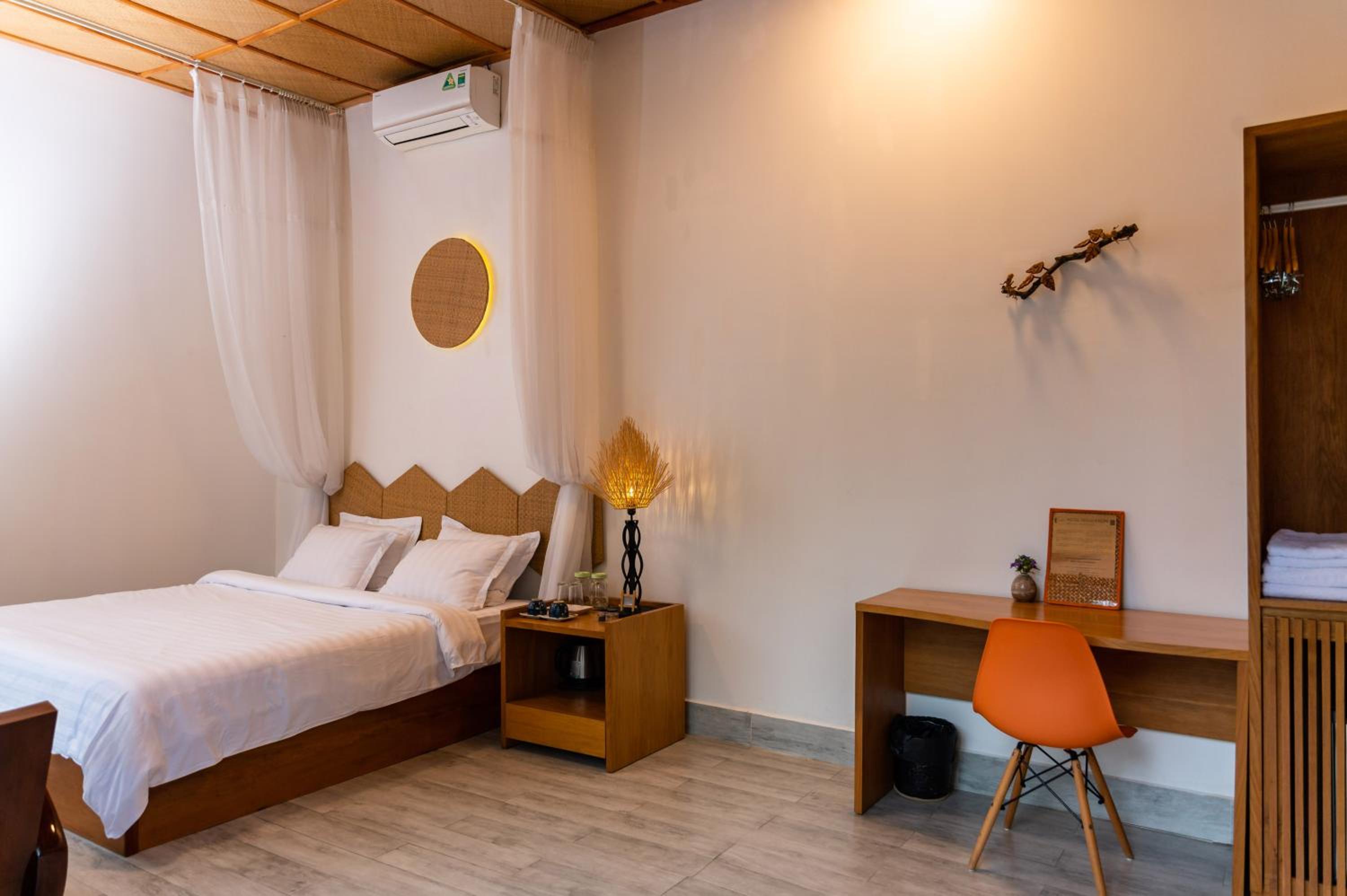 Double Room with Lake View