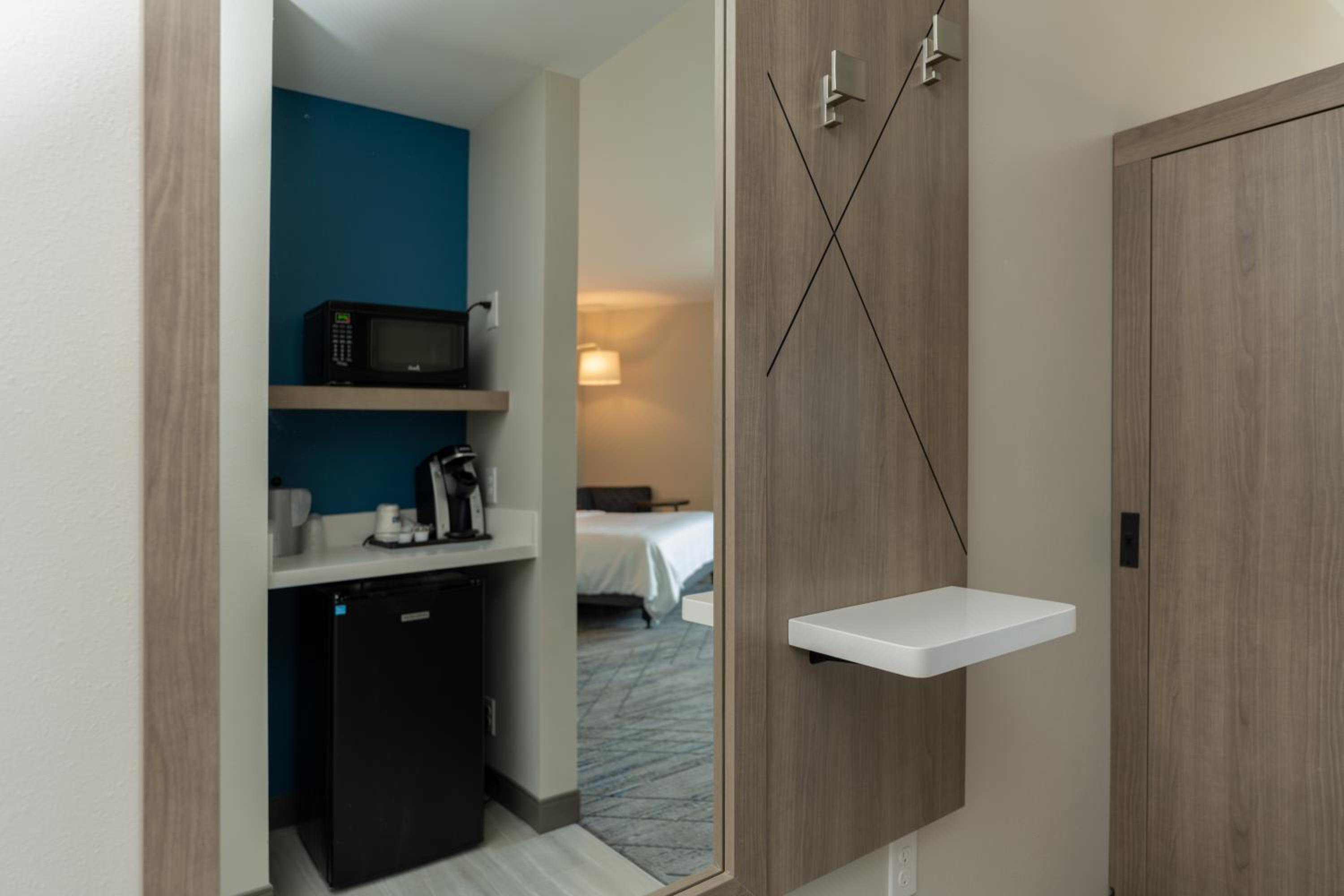 King Suite - Photo 12