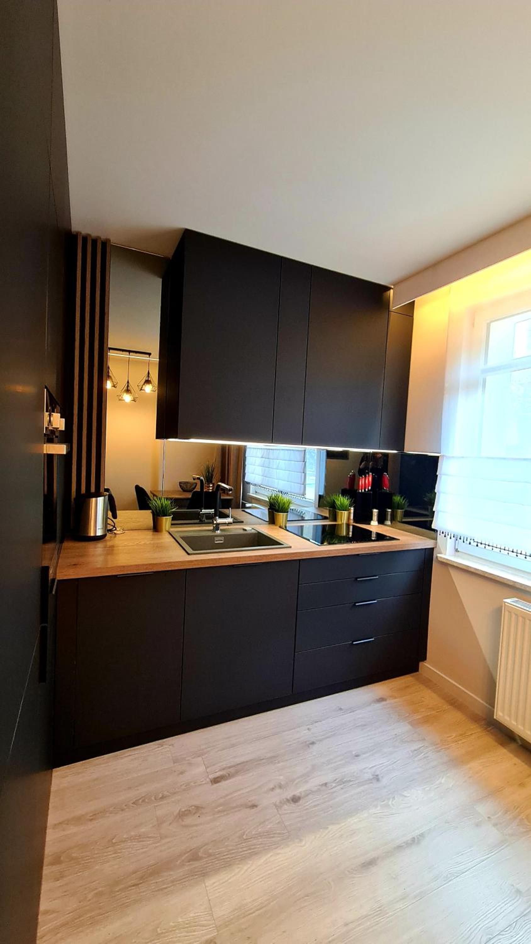 One-Bedroom Apartment - Photo 1