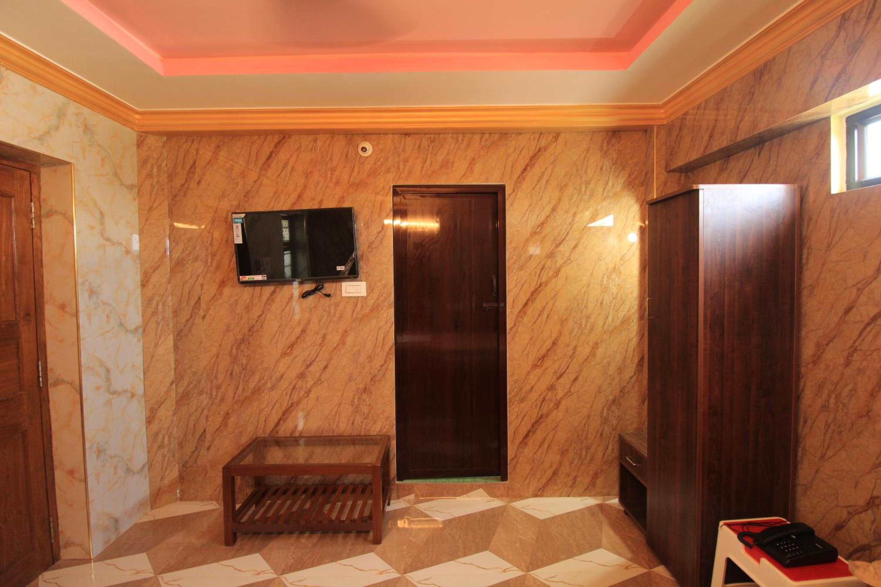 Standard Studio - Photo 5