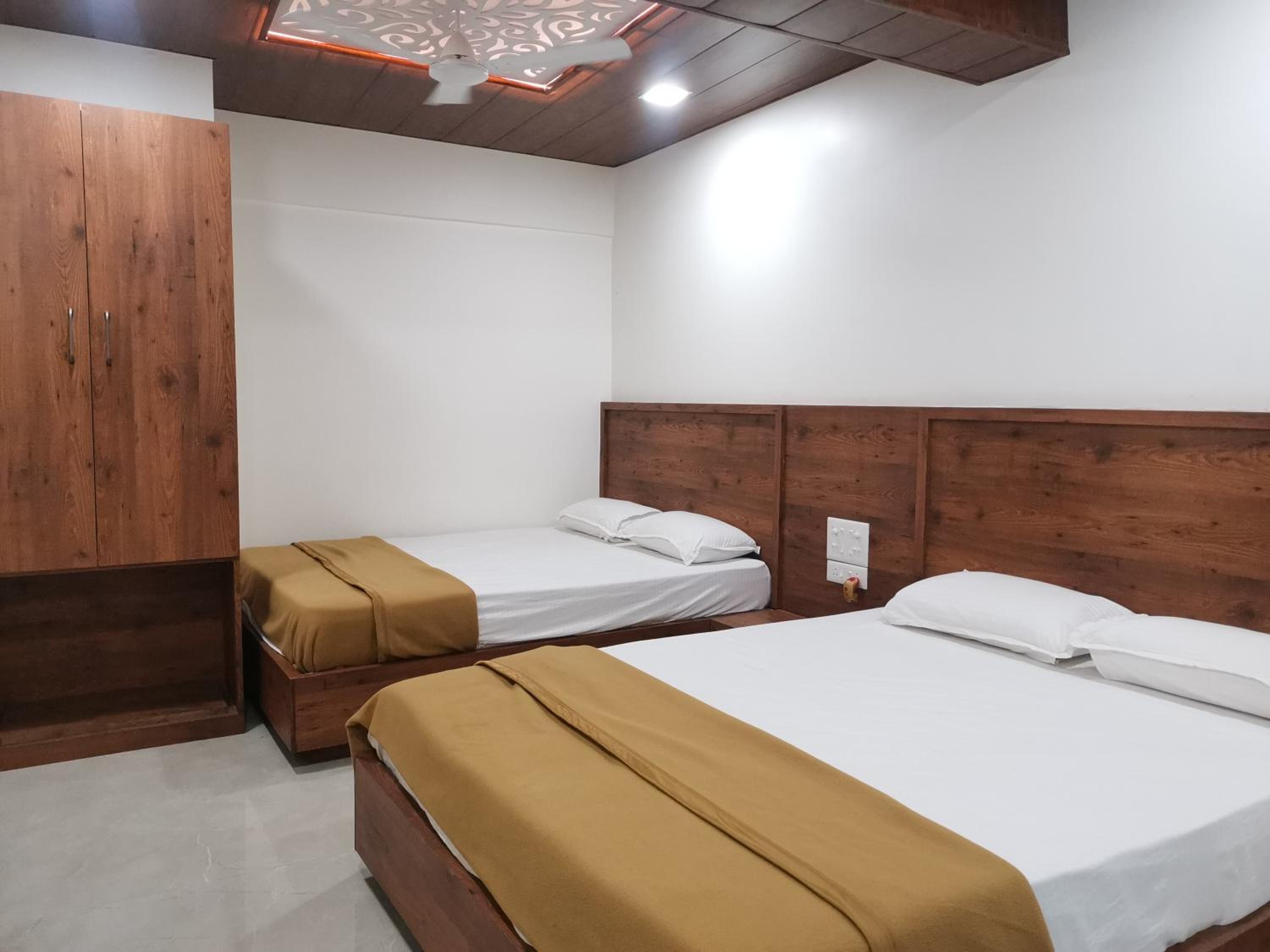 Premium Quadruple Room - Photo 5