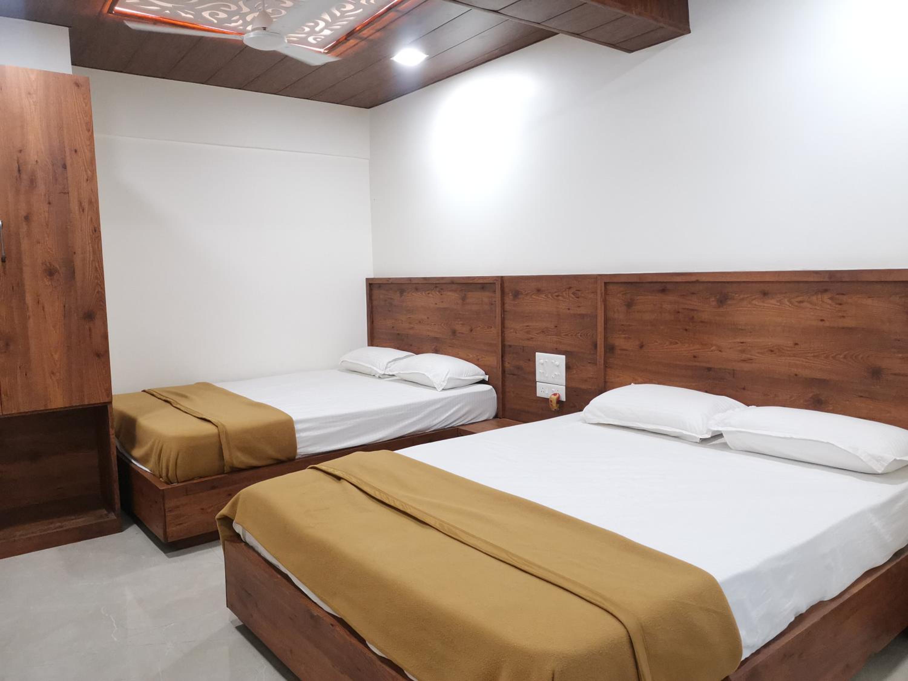 Premium Quadruple Room - Photo 1