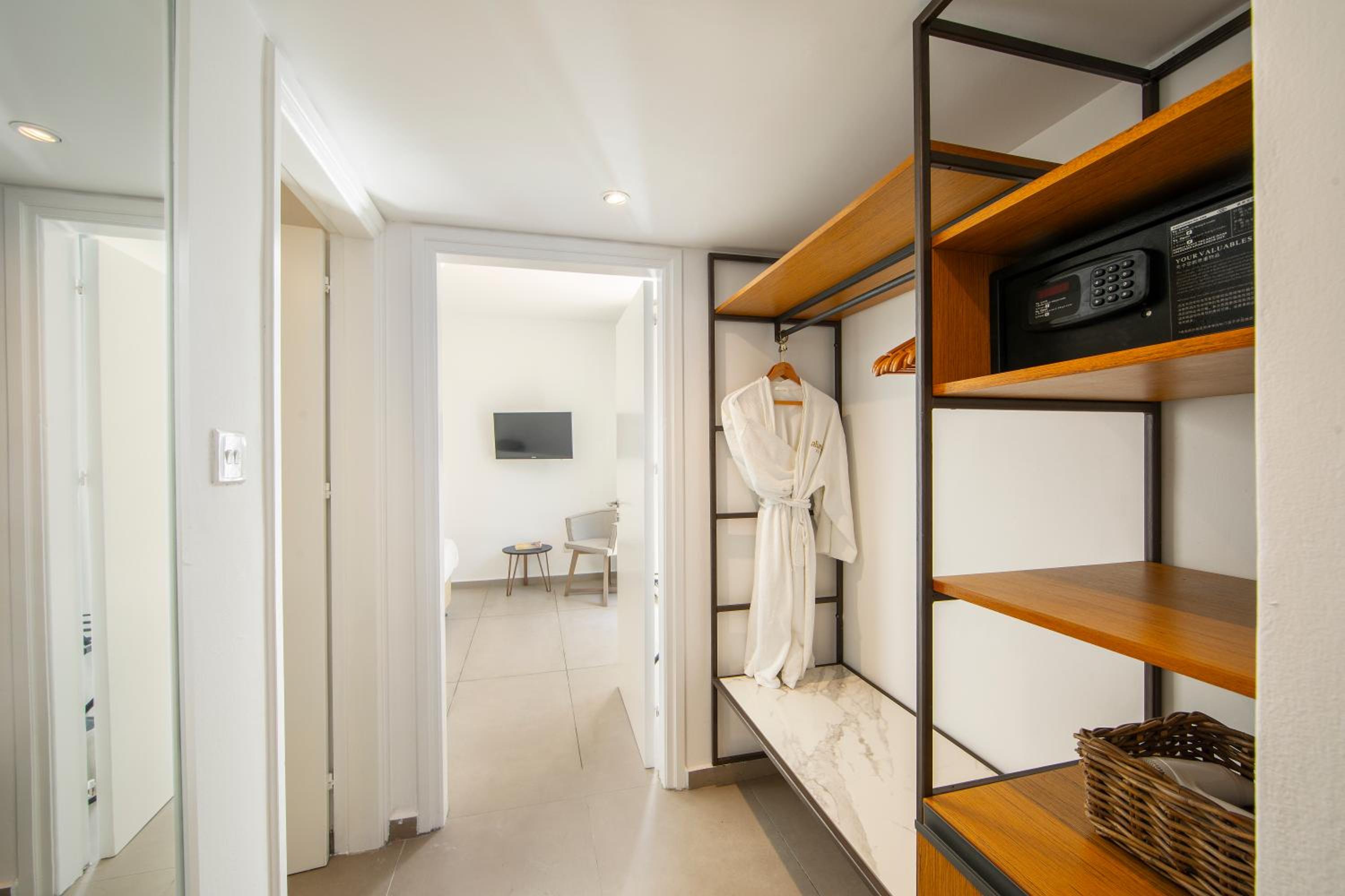 Superior Apartment - Photo 5