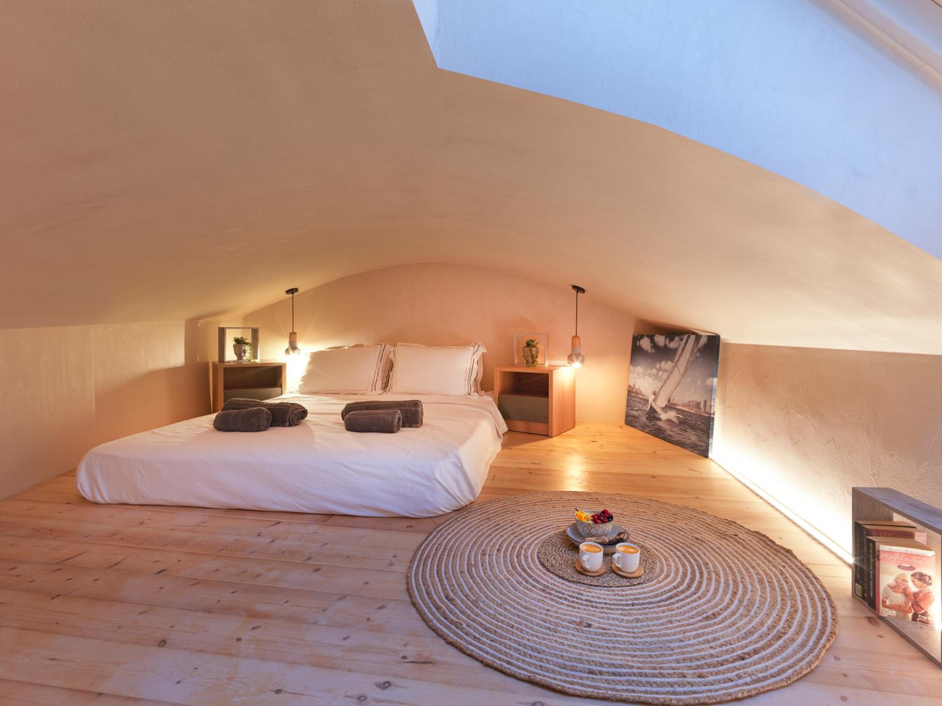 Three-Bedroom House - Photo 12