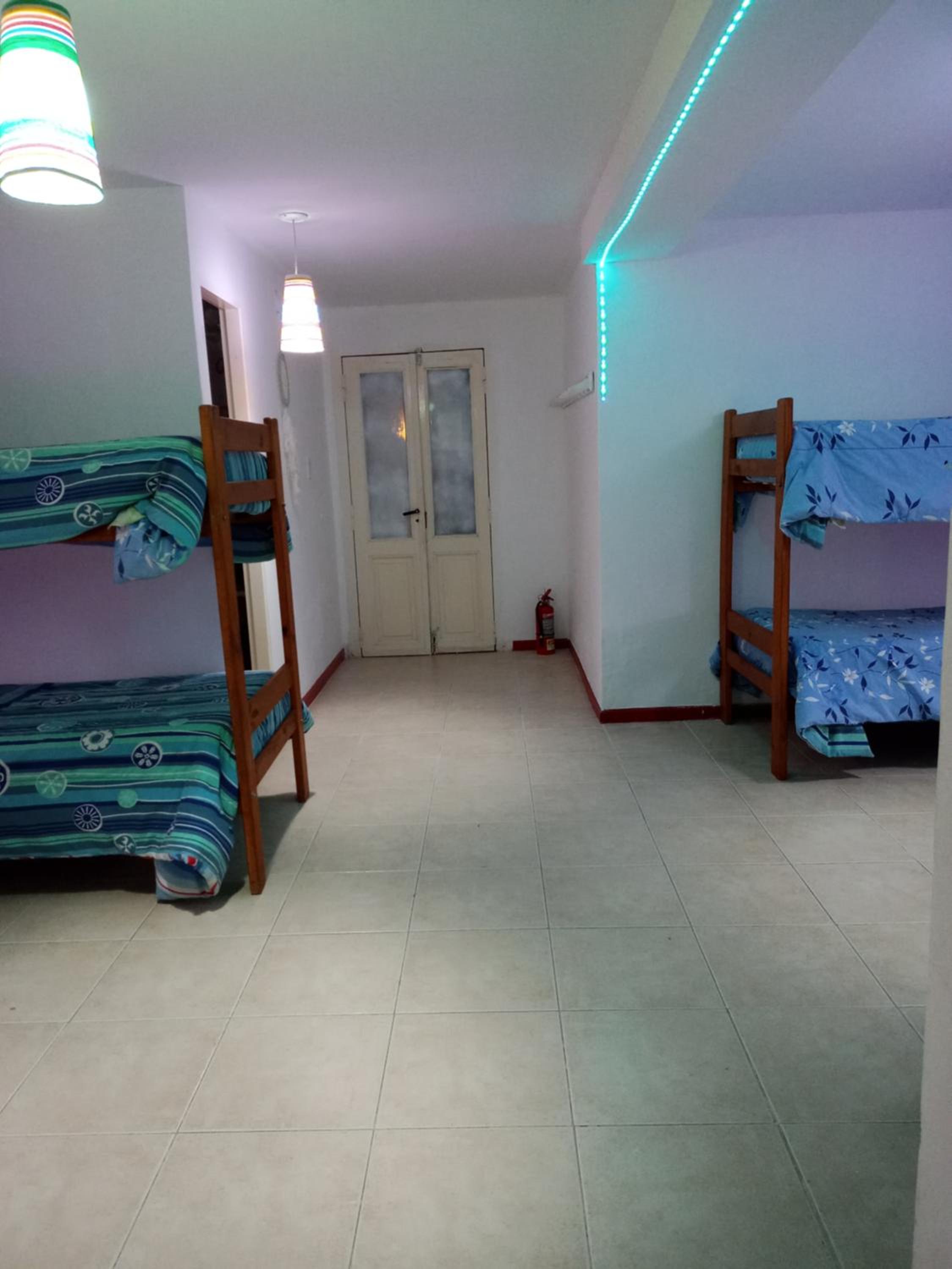 Bed in 8-Bed Mixed Dormitory Room photo 3