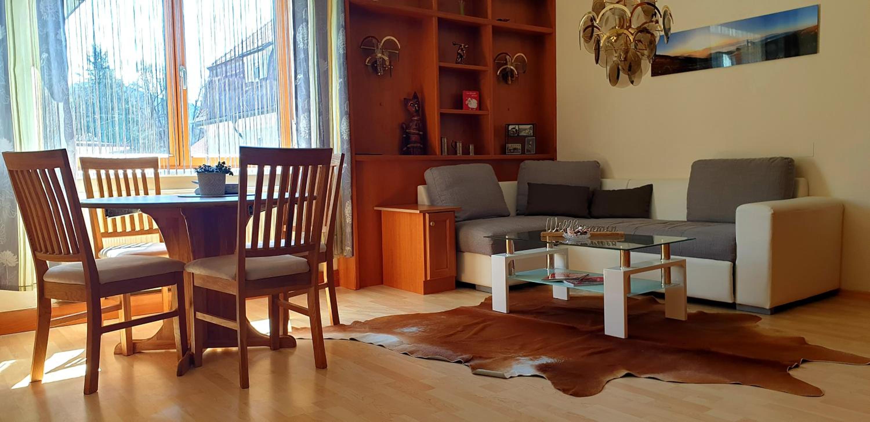 Three-Bedroom House photo 3