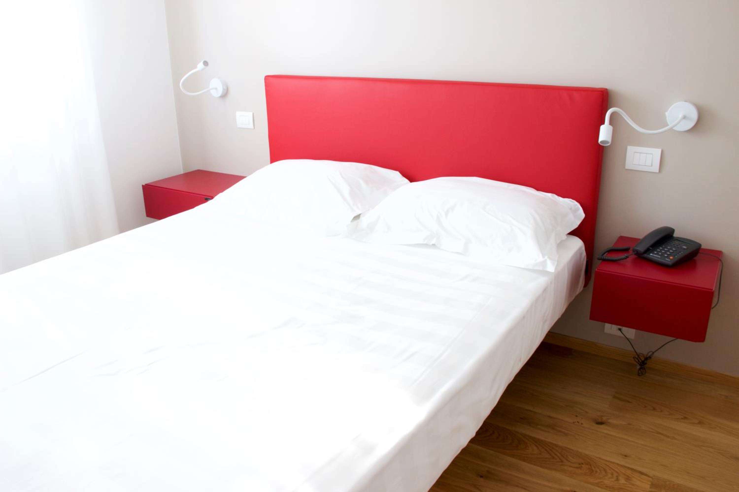 Quadruple Room with Shared Bathroom photo 2