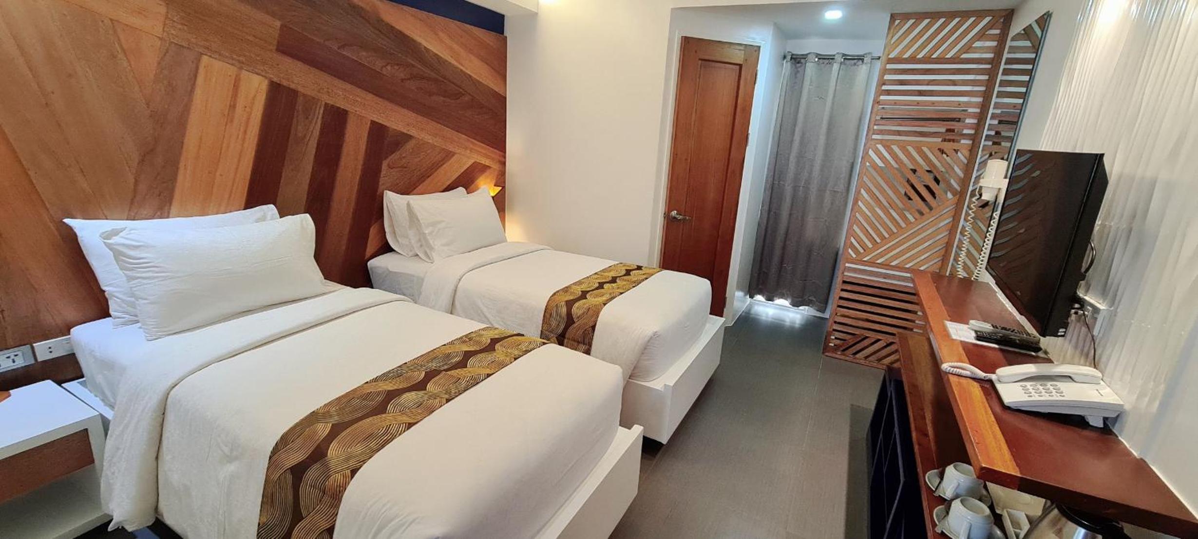 Twin Room - Photo 1