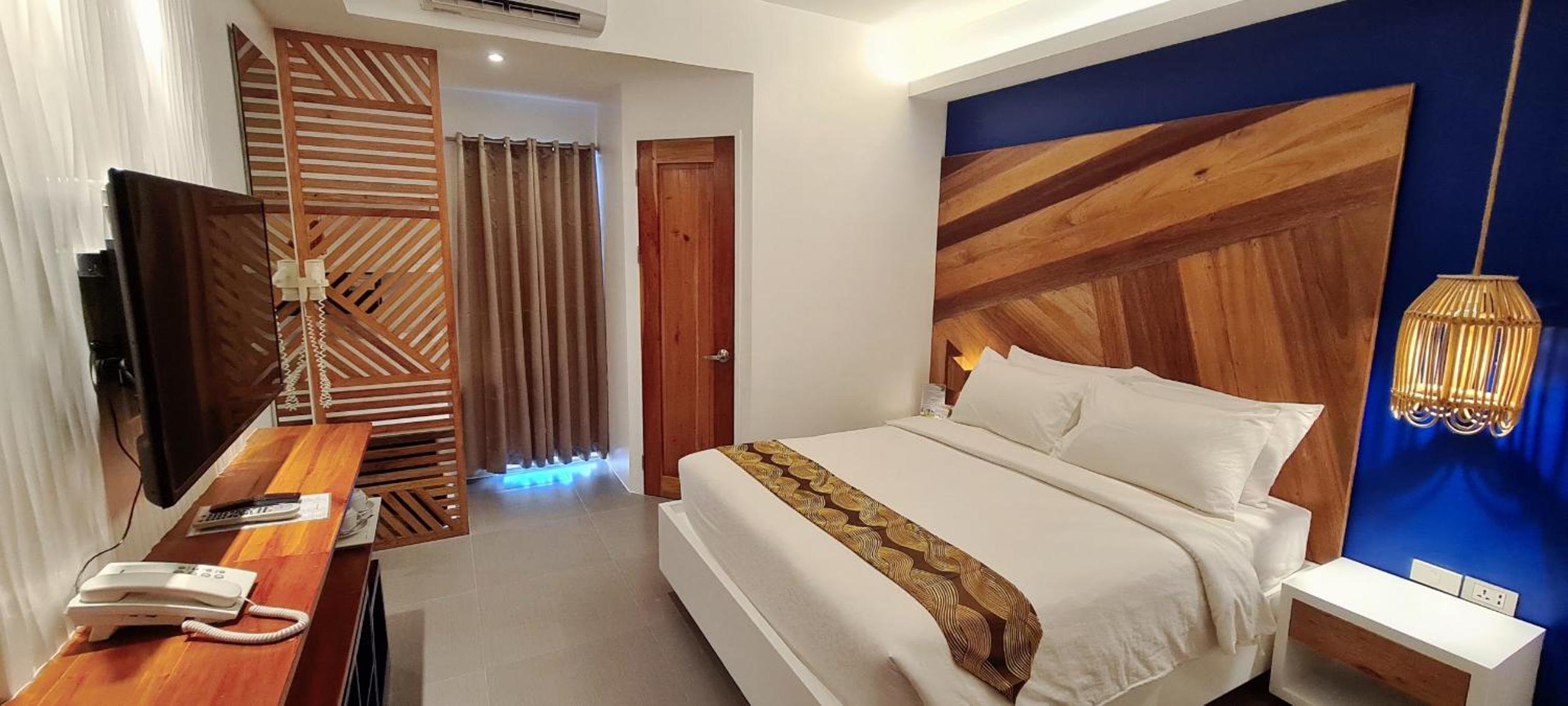 Standard Double Room - Photo 7