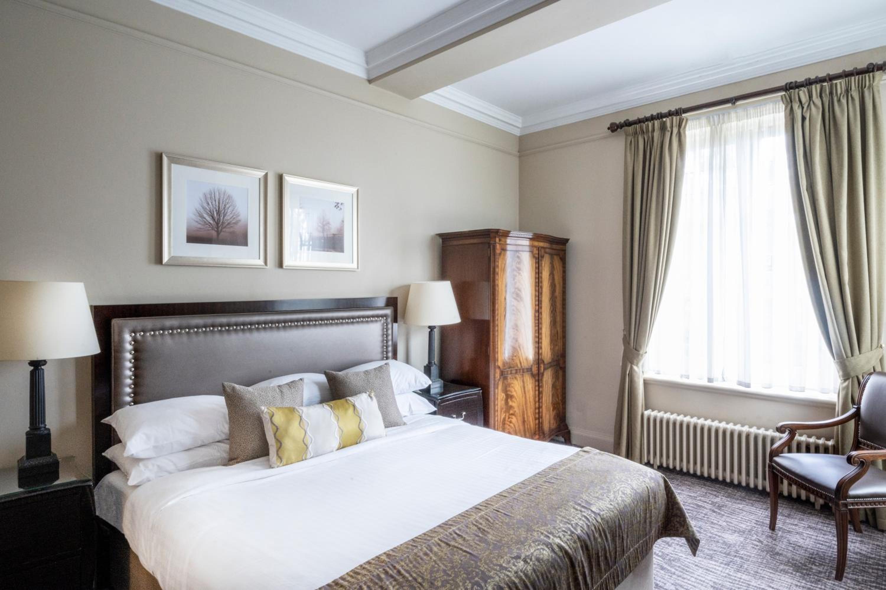 Executive Double Room - Photo 2