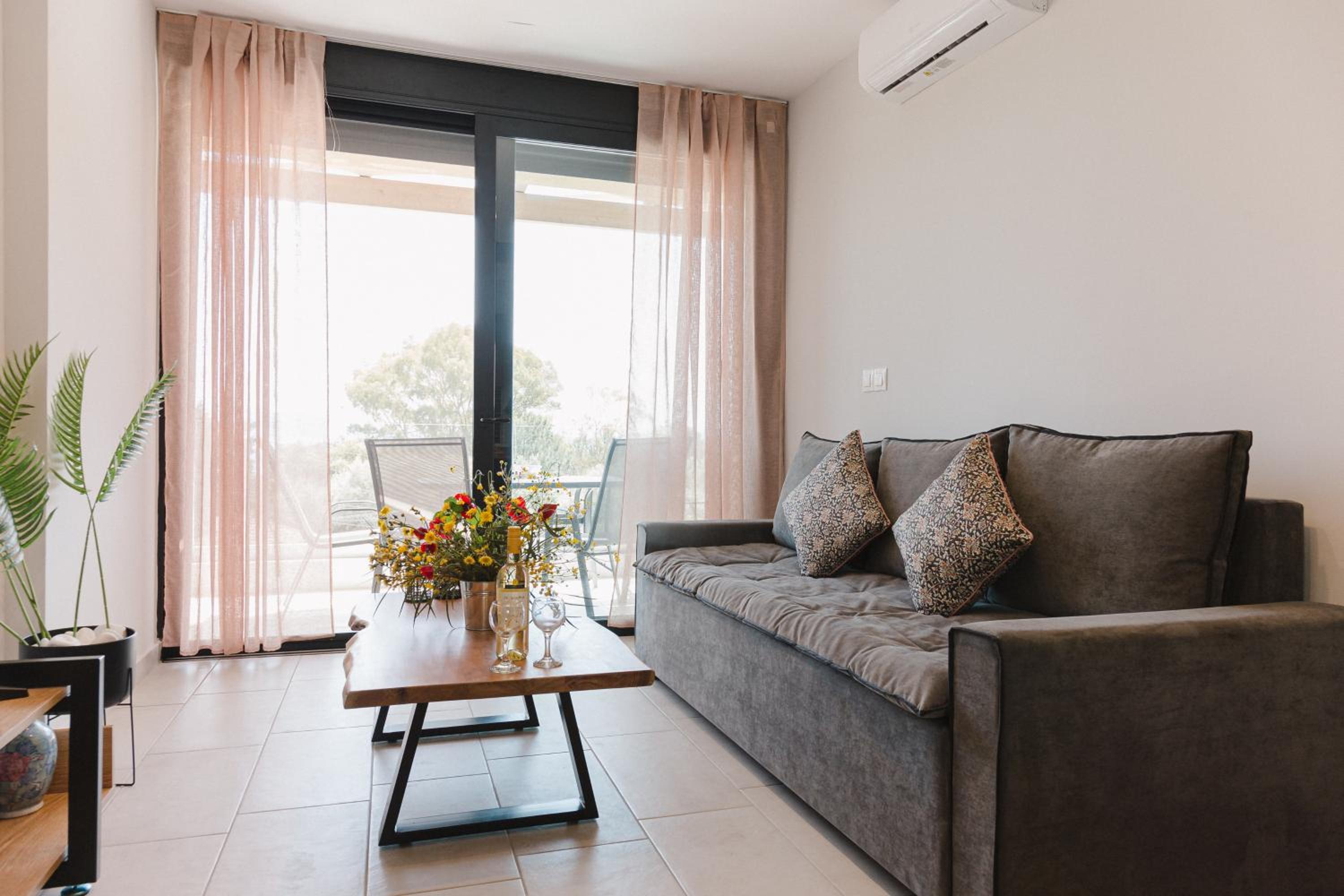 Apartment With Sea View