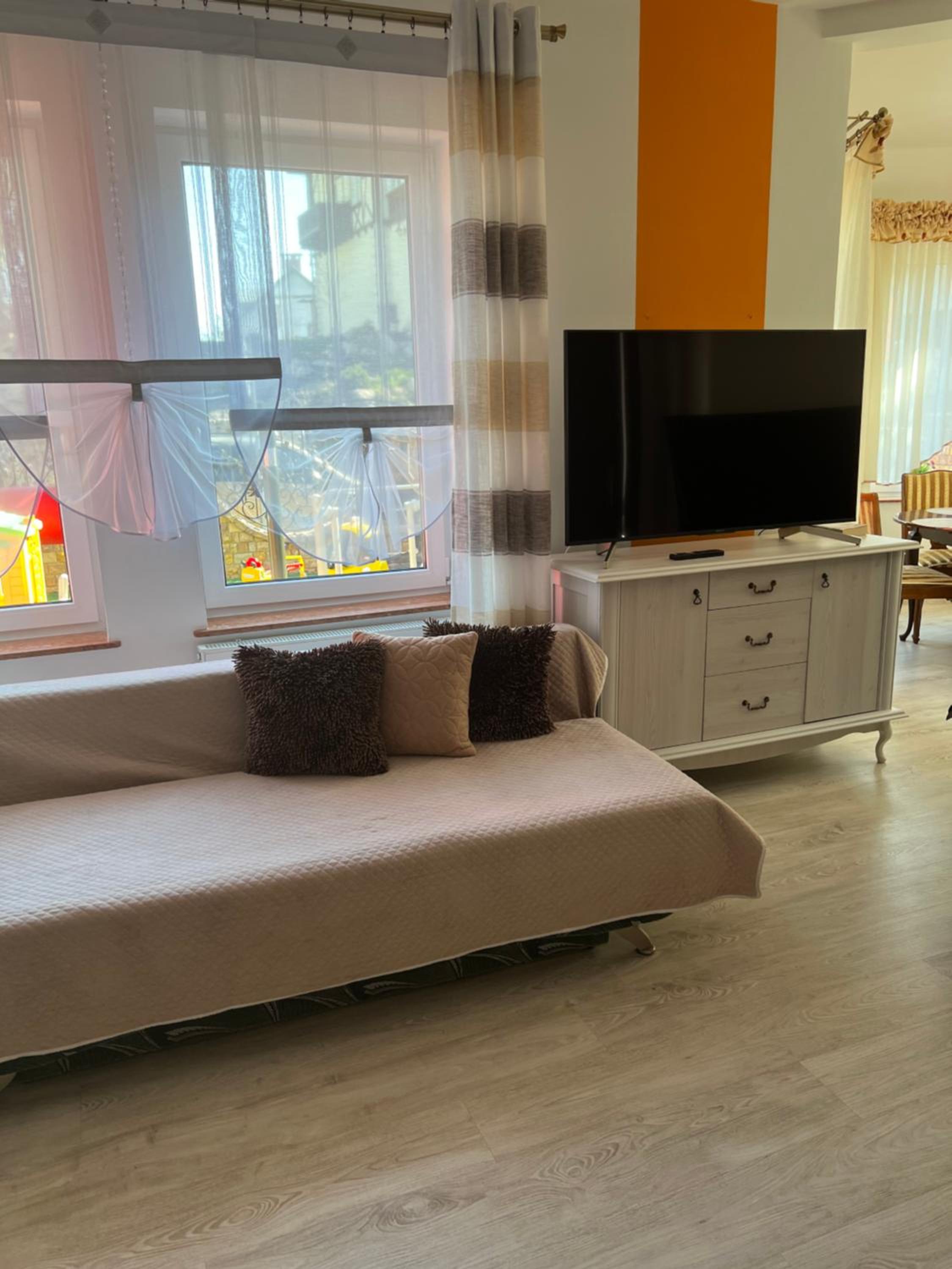 Apartment photo 1