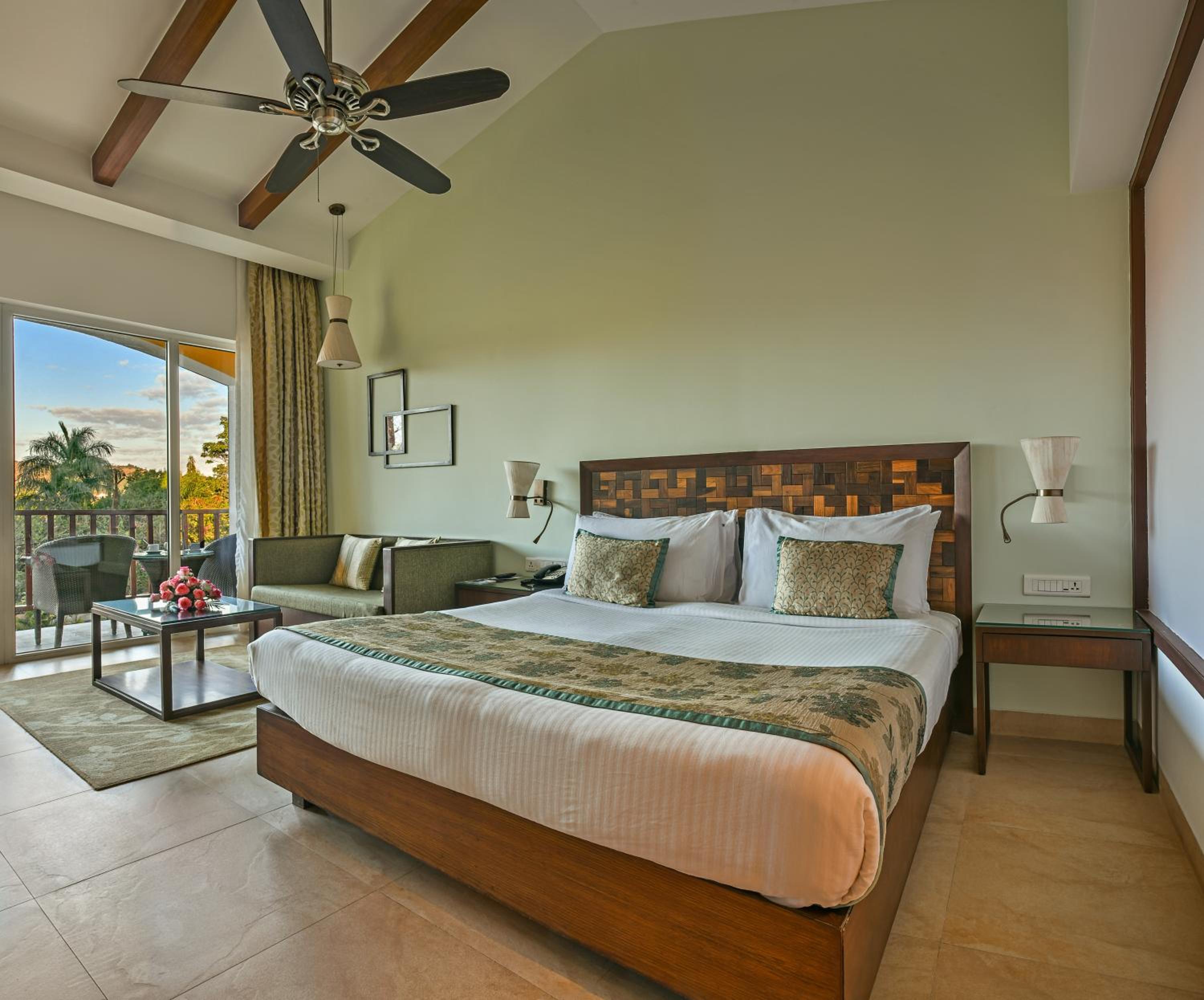 Classic Deluxe King with 20% off on Session on Spa , Food & Beverages and complimentary Access to Water Park Rides - Photo 5