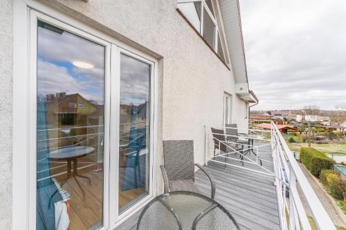 Double Room with Balcony - Photo 4