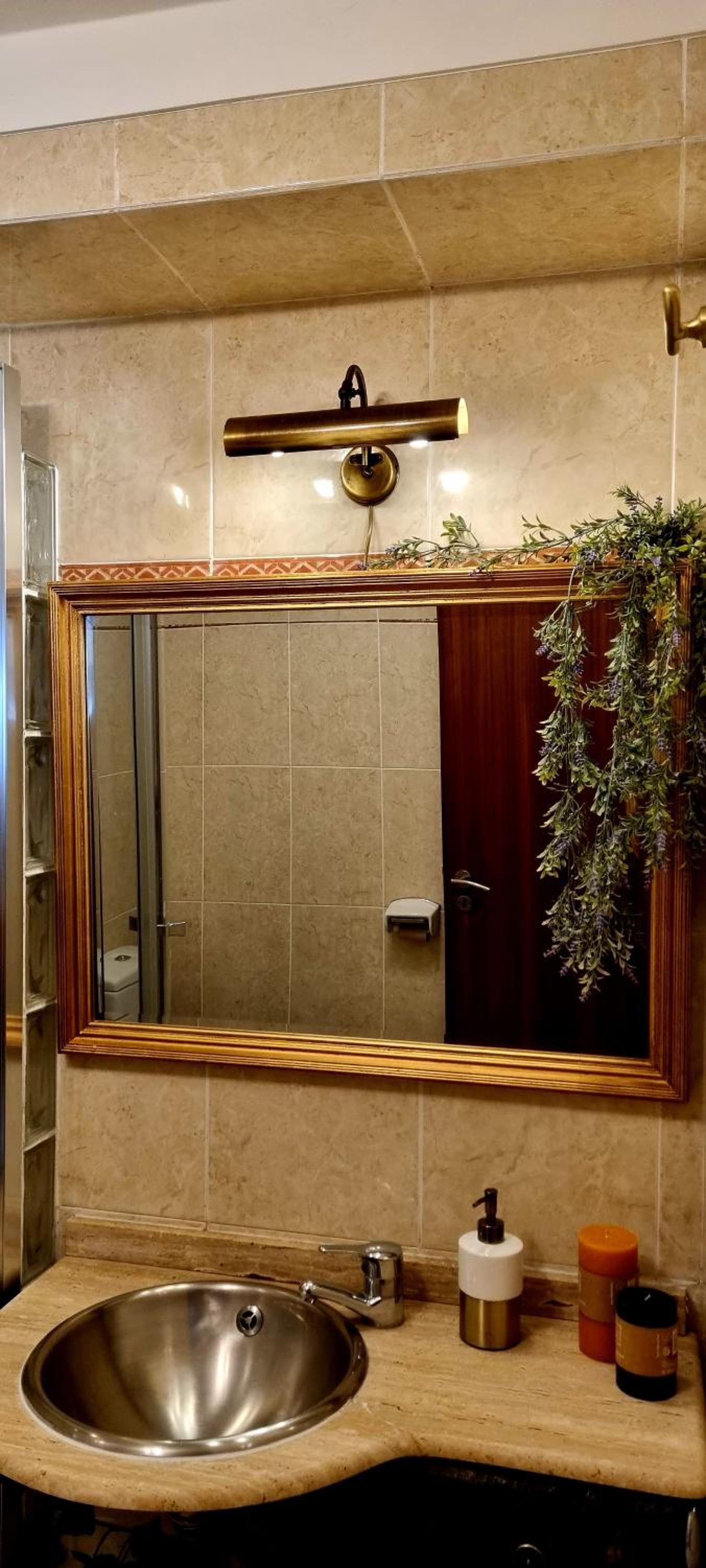 Deluxe Suite - Photo 8