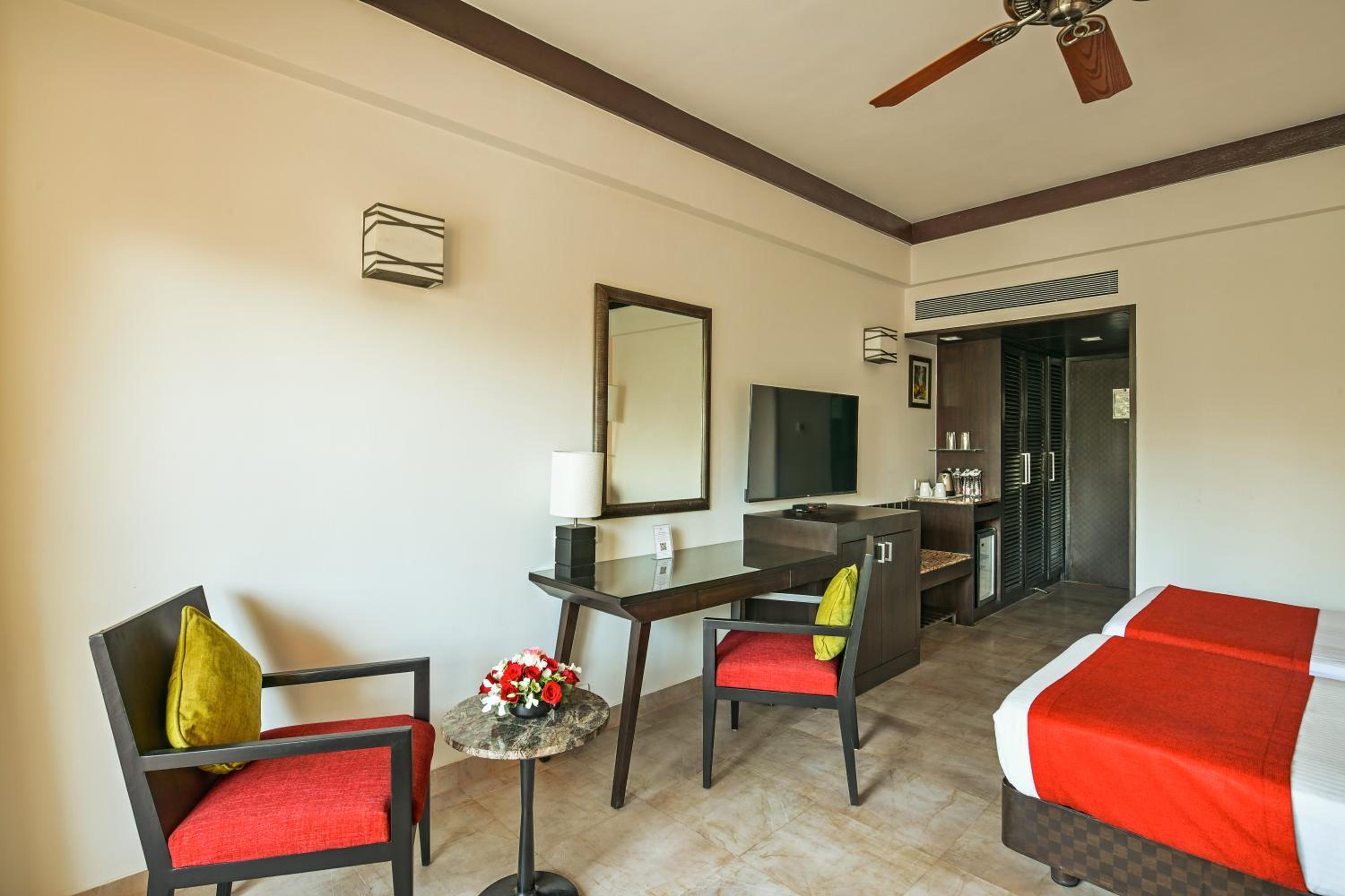 Deluxe Twin with 20% off on Session on Spa , Food & Beverages and complimentary Access to Water Park Rides - Photo 3