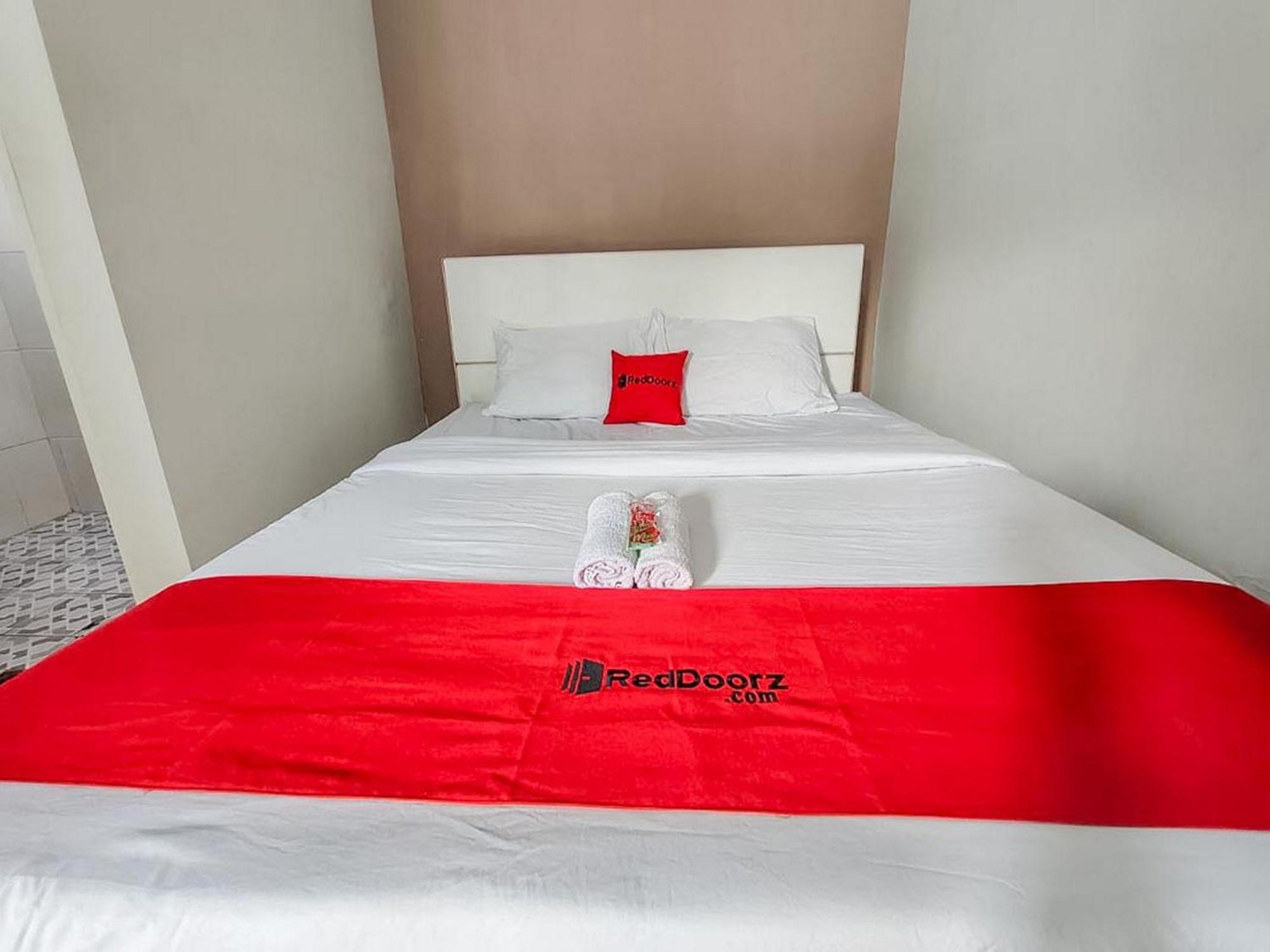 Standard Double Room - Photo 6