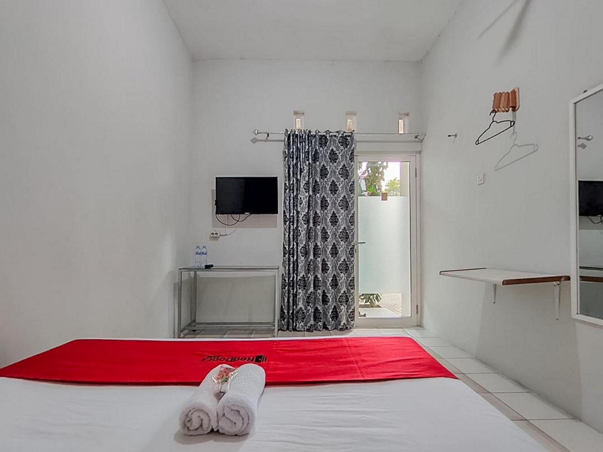 Standard Double Room - Photo 3