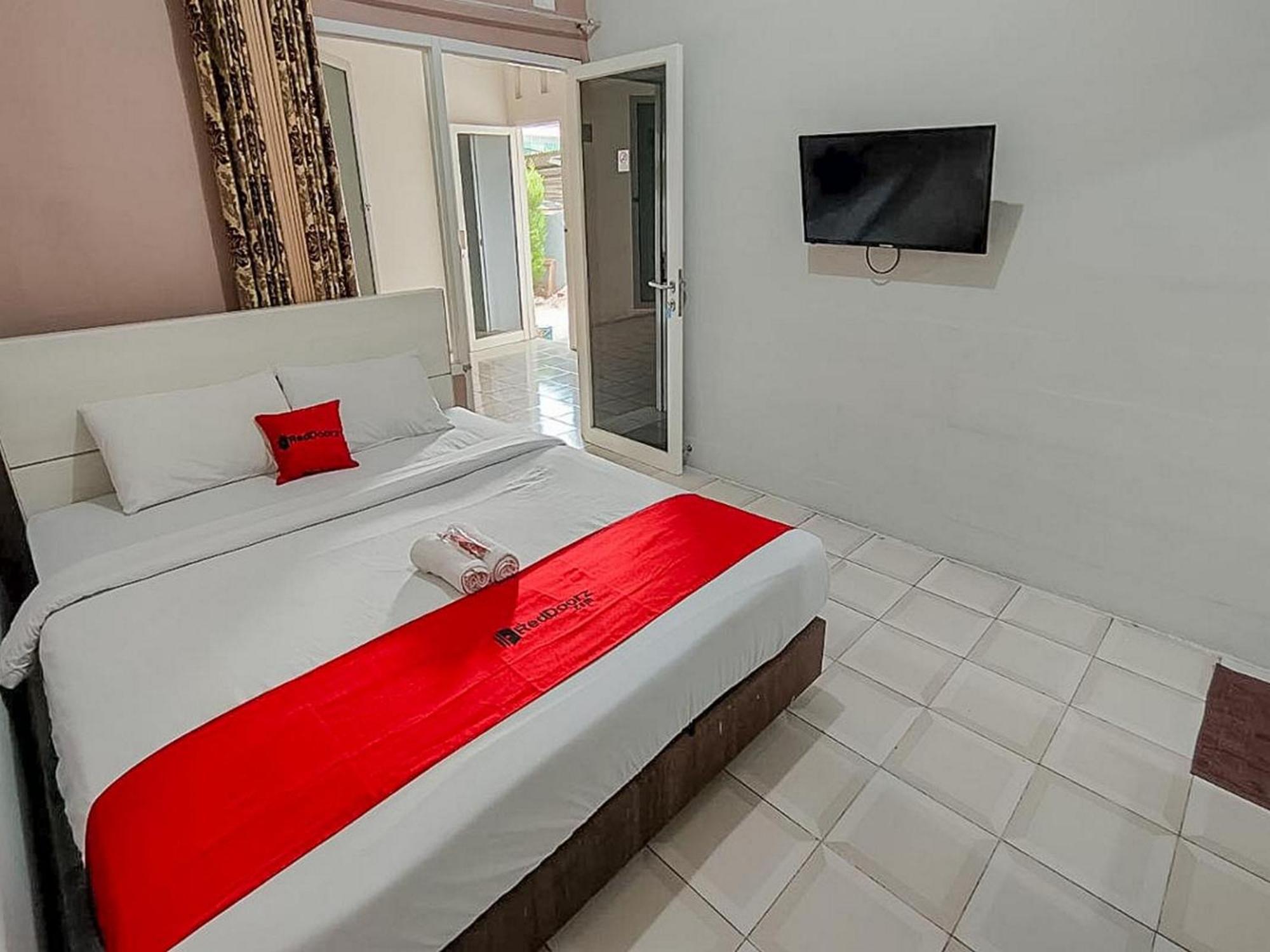 Standard Double Room - Photo 1