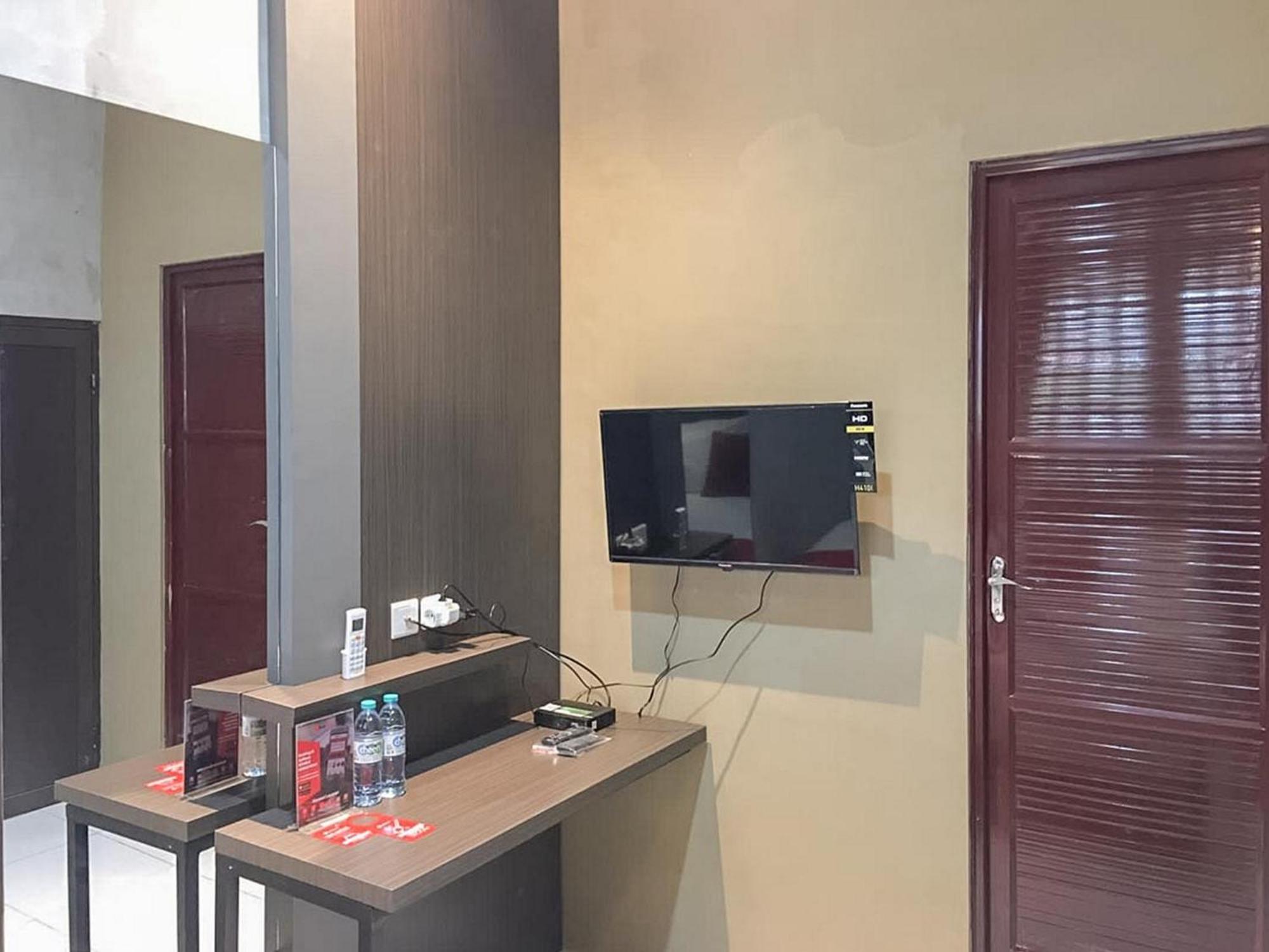 Standard Double Room - Photo 7