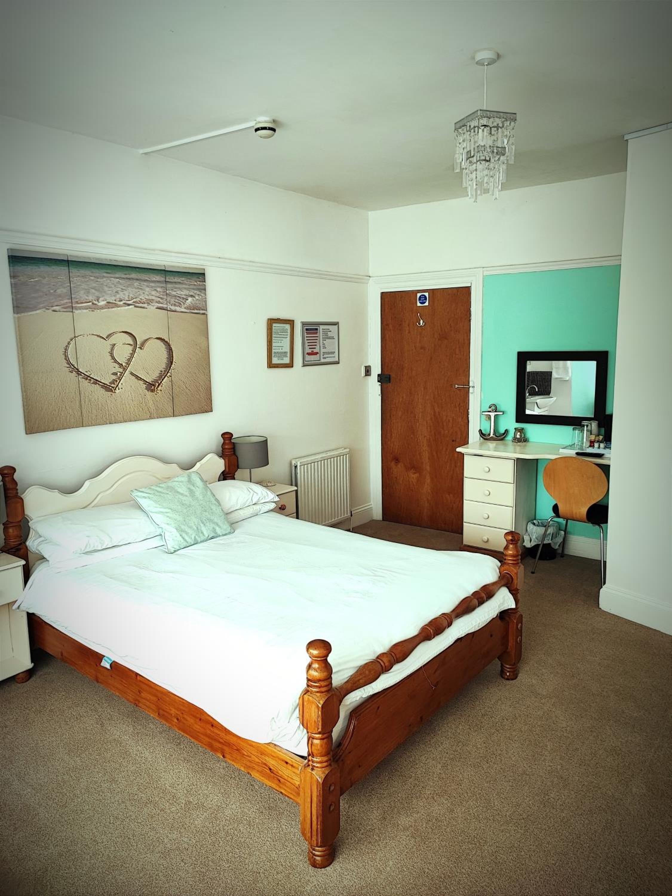 Quadruple Room with Bathroom photo 3