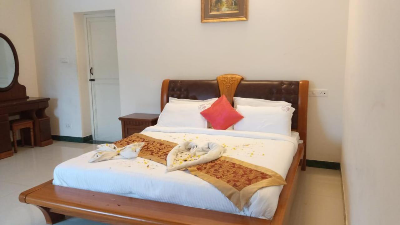 Two-Bedroom Bungalow - Photo 19
