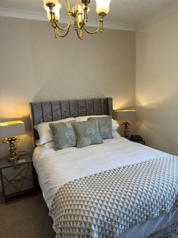 Double Room - Photo 3