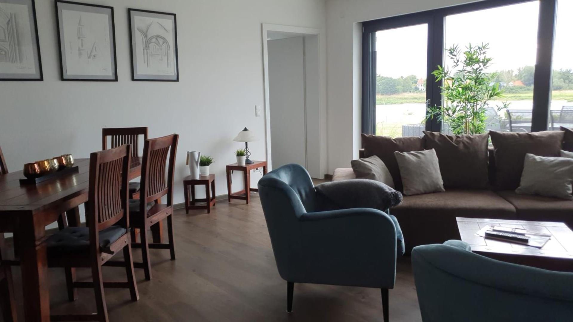 Three-Bedroom Apartment - Photo 11