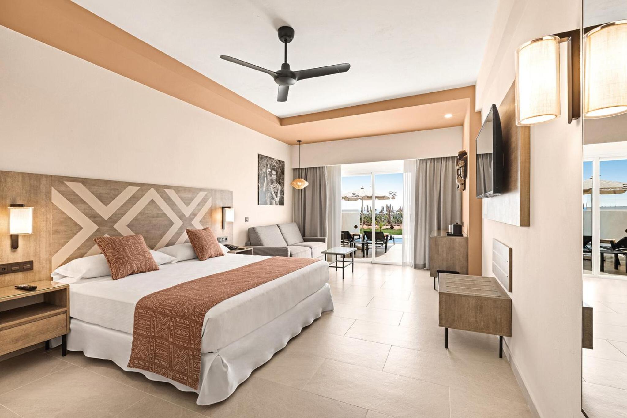 Double Room with Private Pool 